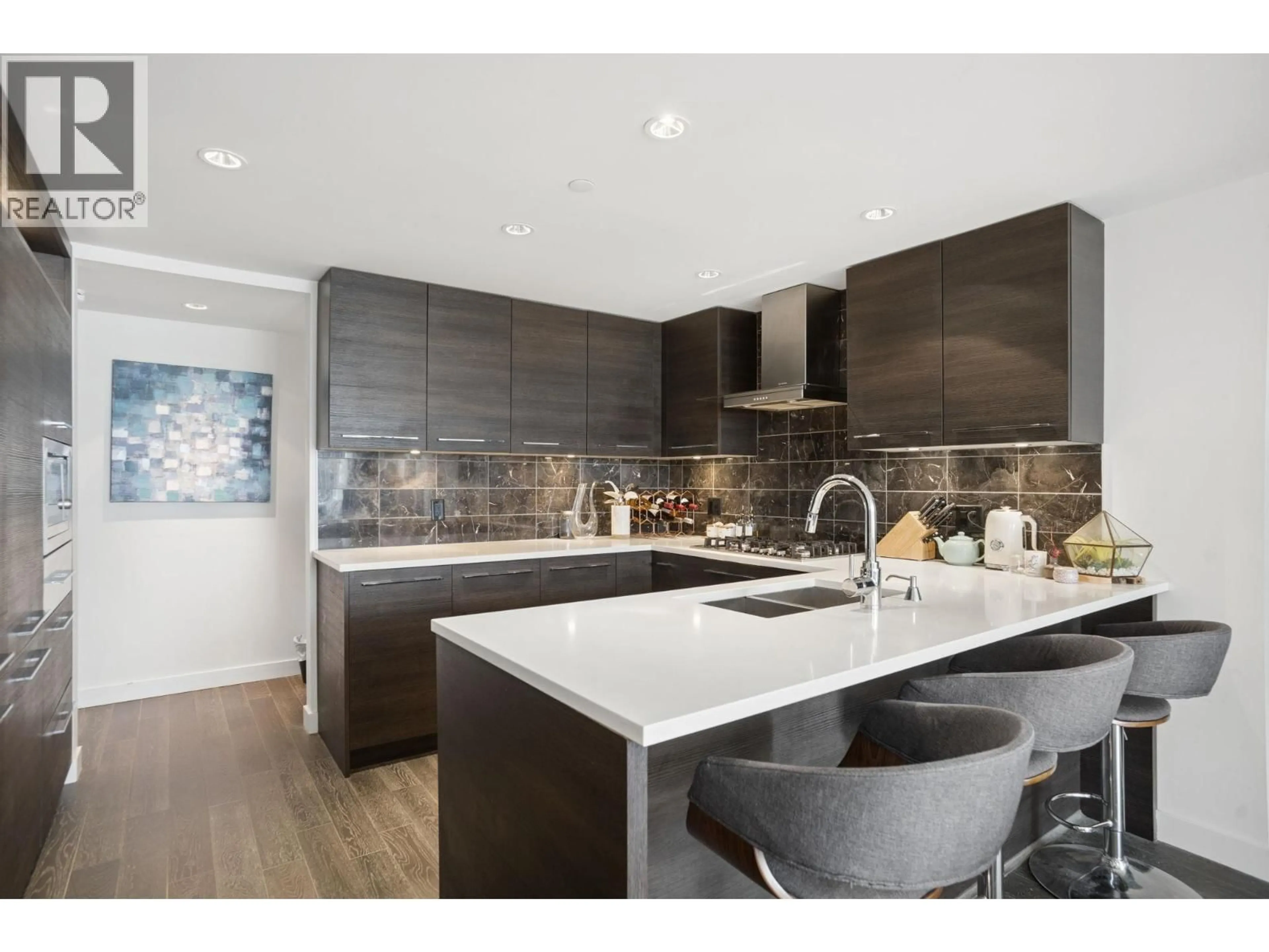 Contemporary kitchen, unknown for 608 - 7488 LANSDOWNE ROAD, Richmond British Columbia V7C0B9