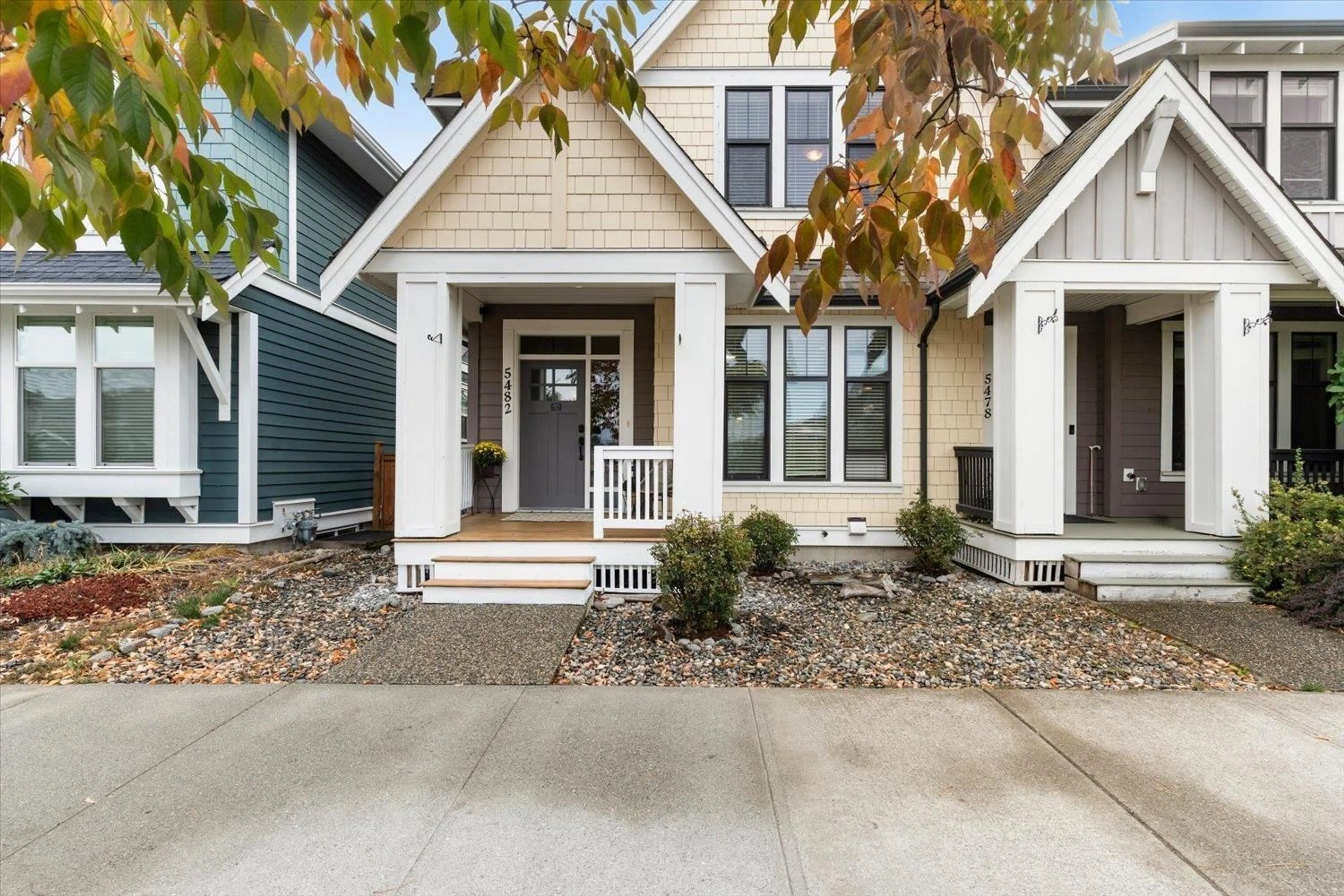 Home with vinyl exterior material, street for 5482 PEACH ROAD, Chilliwack British Columbia V2R0X7
