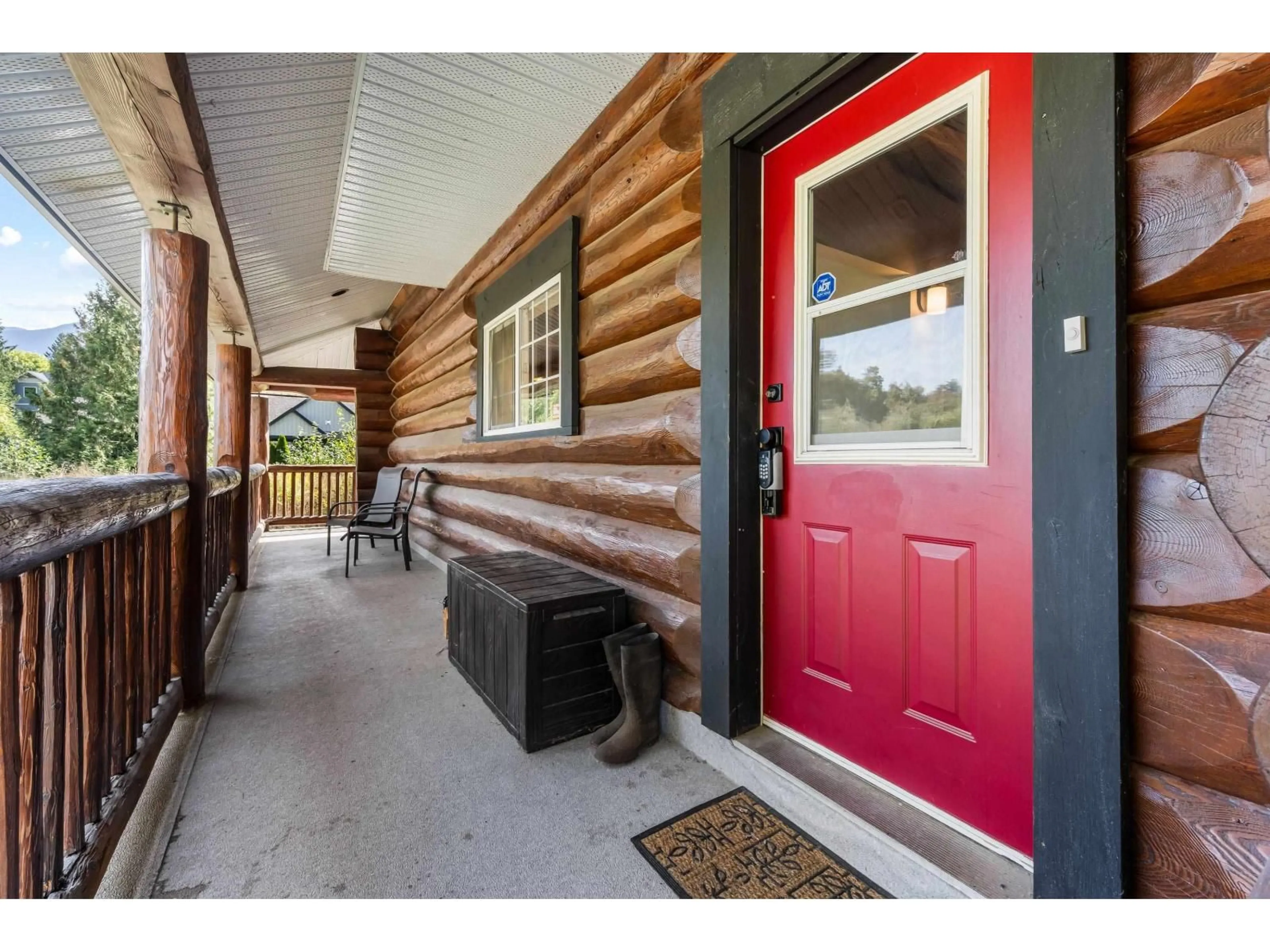 Indoor entryway for 52760 PARKROSE WYND, Rosedale British Columbia V0X1X1