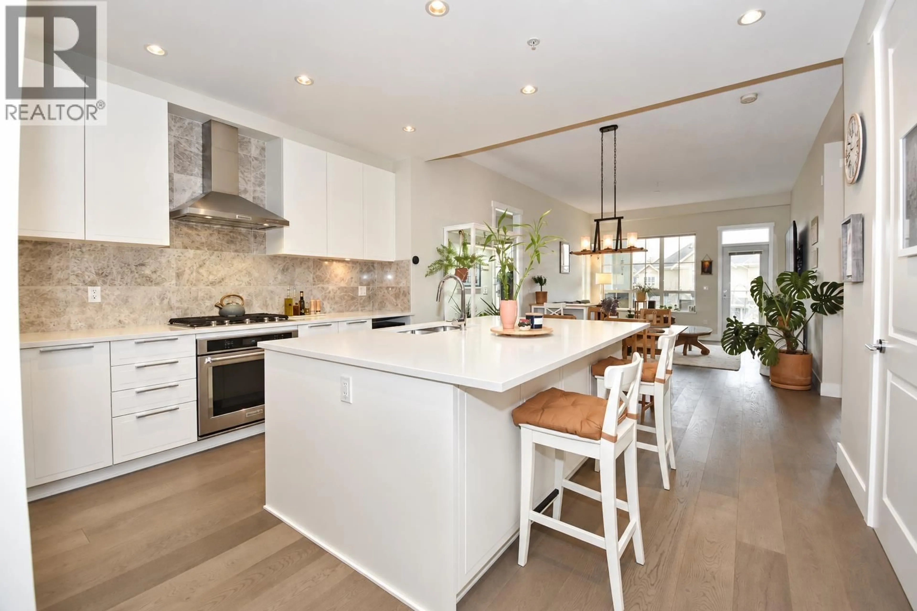 Open concept kitchen, unknown for 229 - 5535 ADMIRAL WAY, Delta British Columbia V4K0E3
