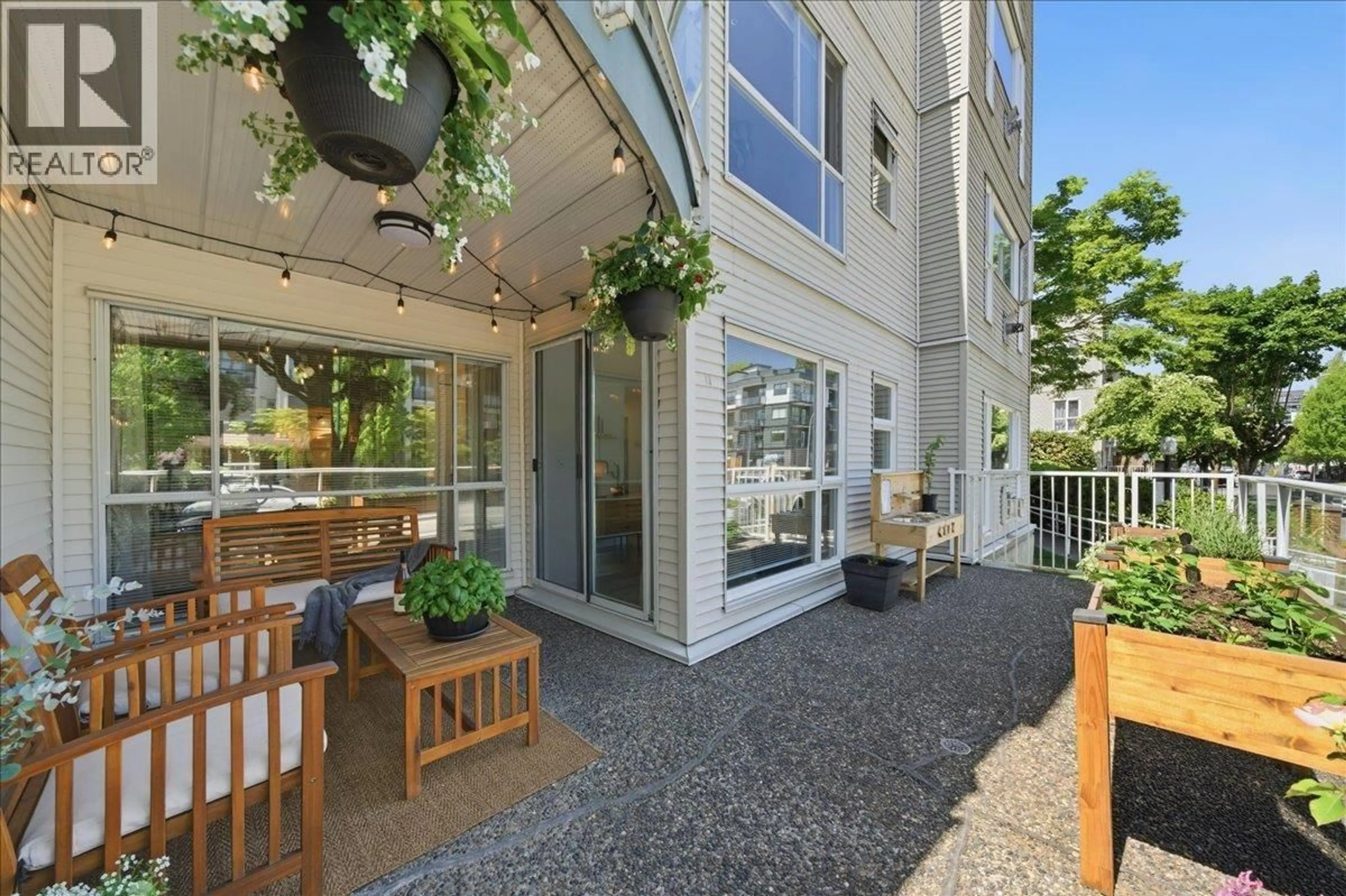 Patio, street for 104 - 2339 SHAUGHNESSY STREET, Port Coquitlam British Columbia V3C3E2