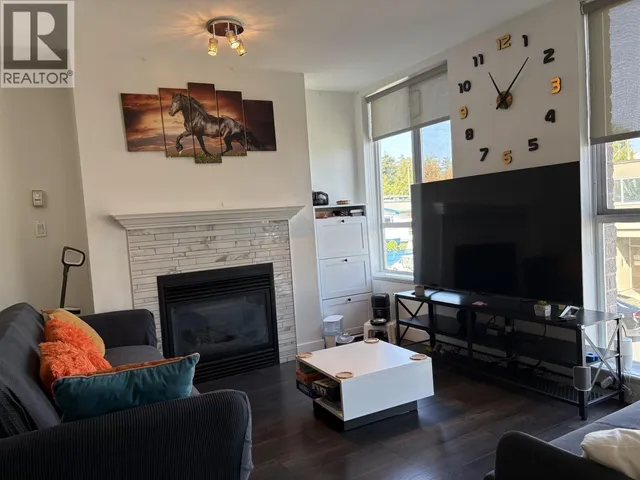 232 - 5555 VICTORIA DRIVE, Vancouver 2