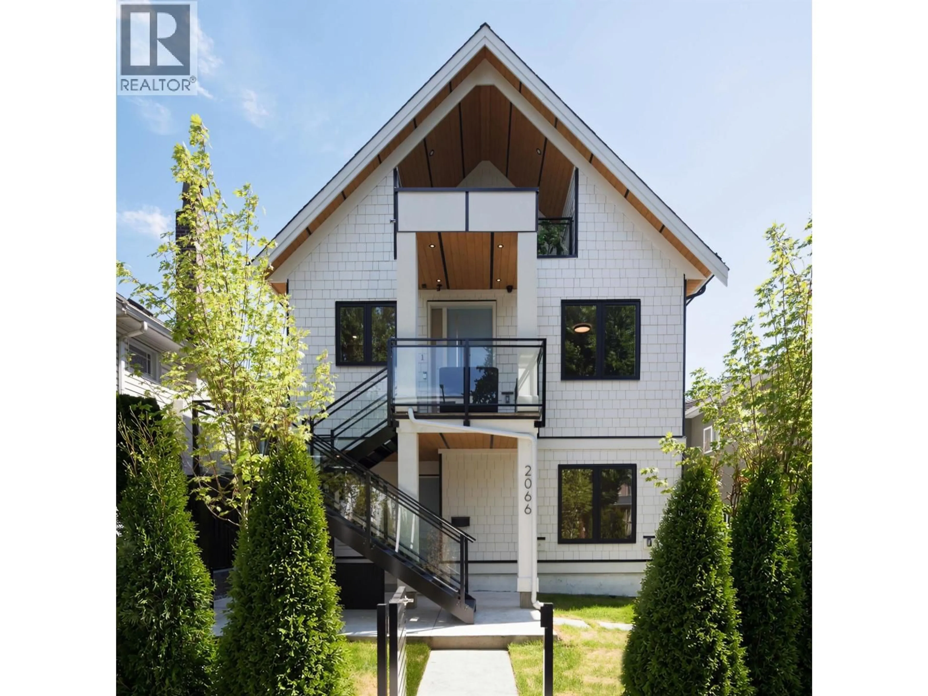 Unknown for 2066 1ST AVENUE, Vancouver British Columbia V5N1B5