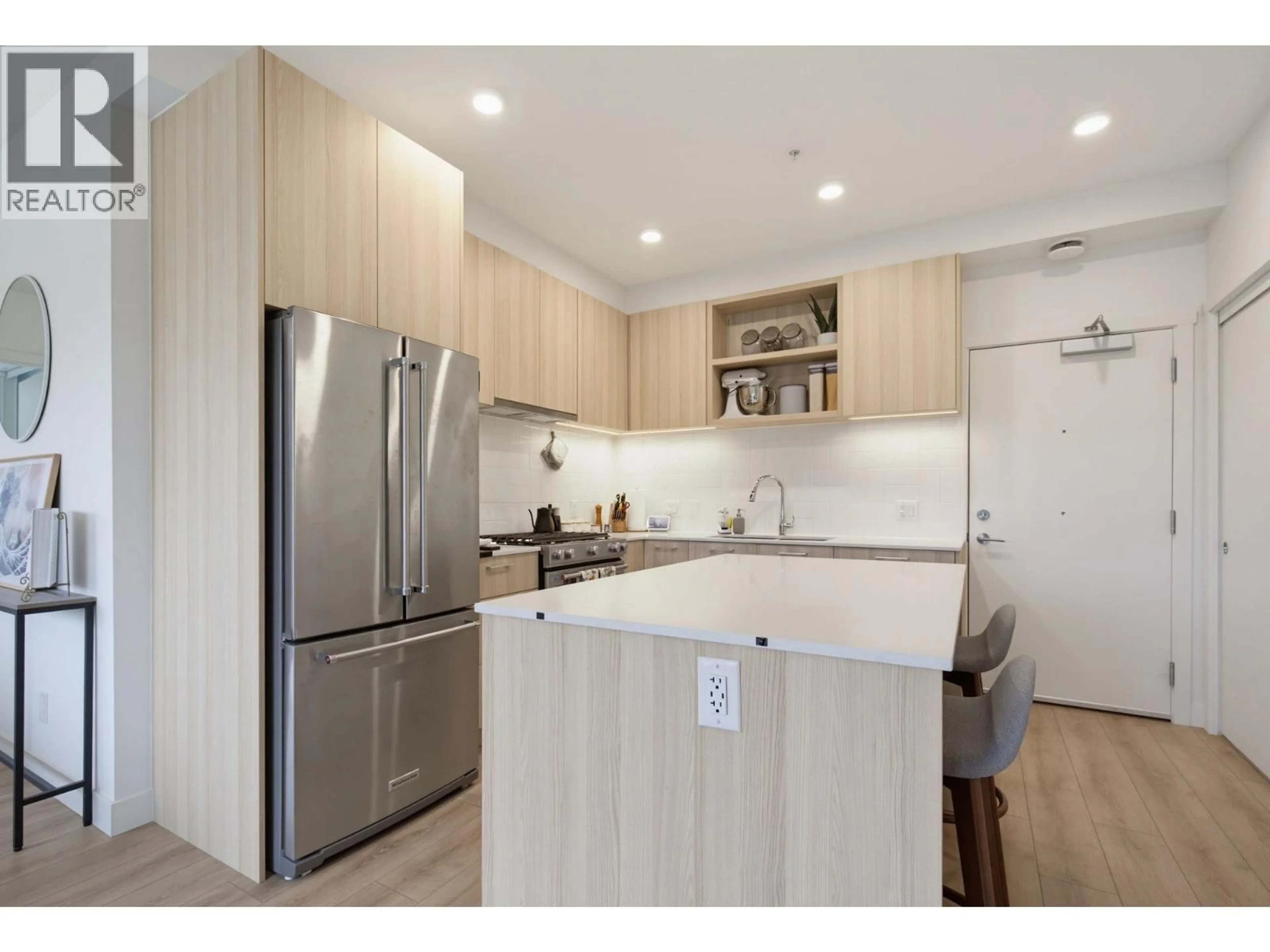 Standard kitchen, wood/laminate floor for 316 - 735 ANSKAR COURT, Coquitlam British Columbia V3J0L7