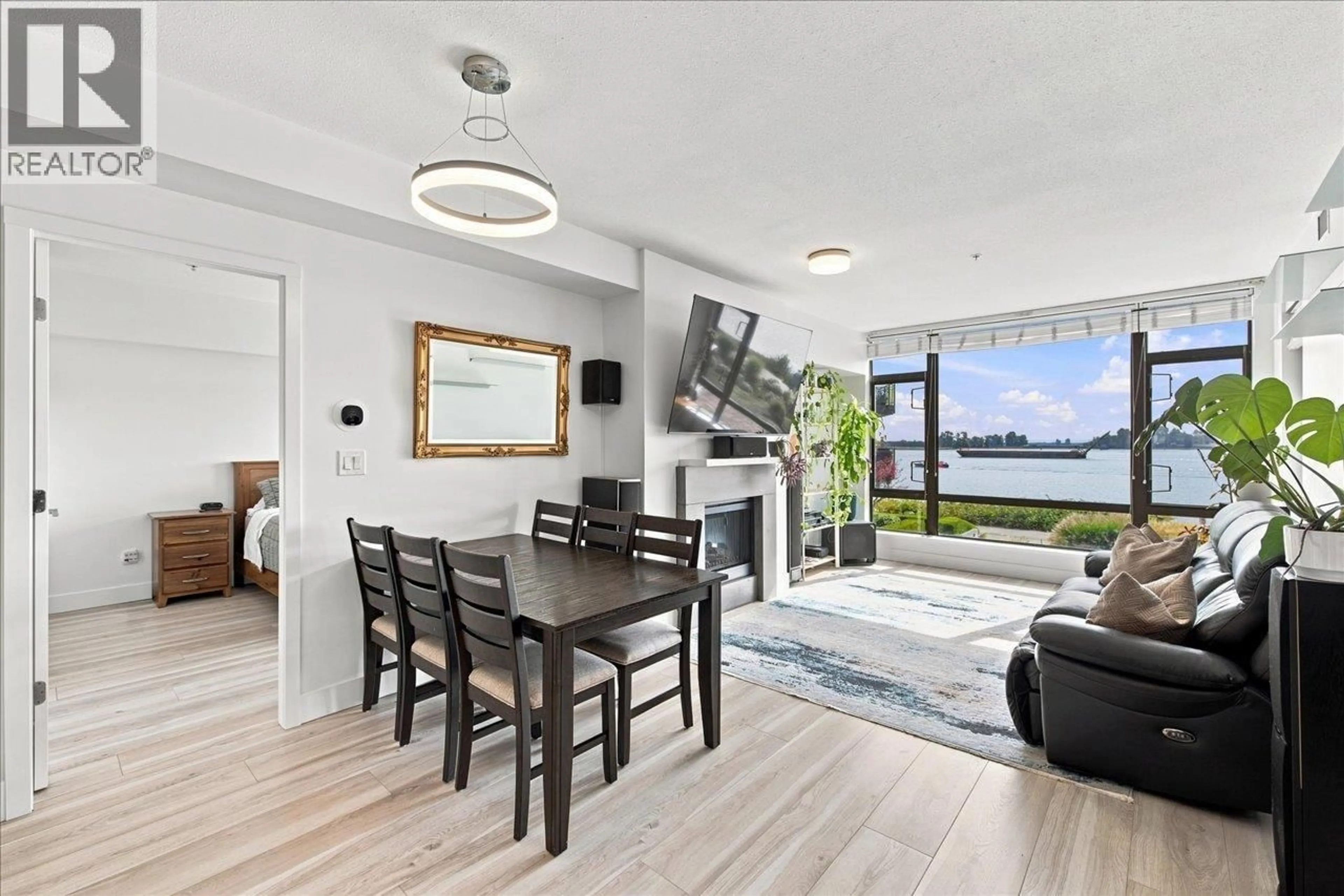 Unknown for 202 - 14200 RIVERPORT WAY, Richmond British Columbia V6W1M4