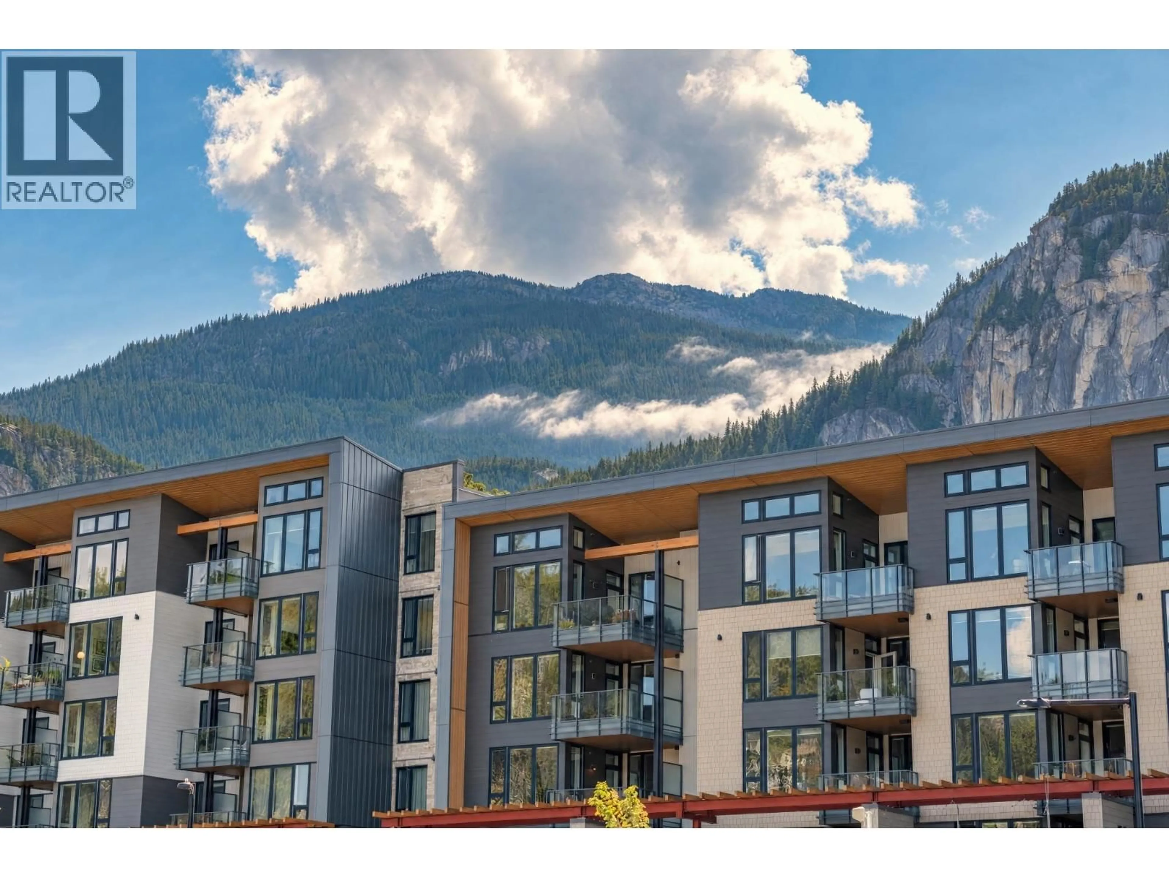 Blurry image for 208 - 1506 SCOTT CRESCENT, Squamish British Columbia V8B1G4