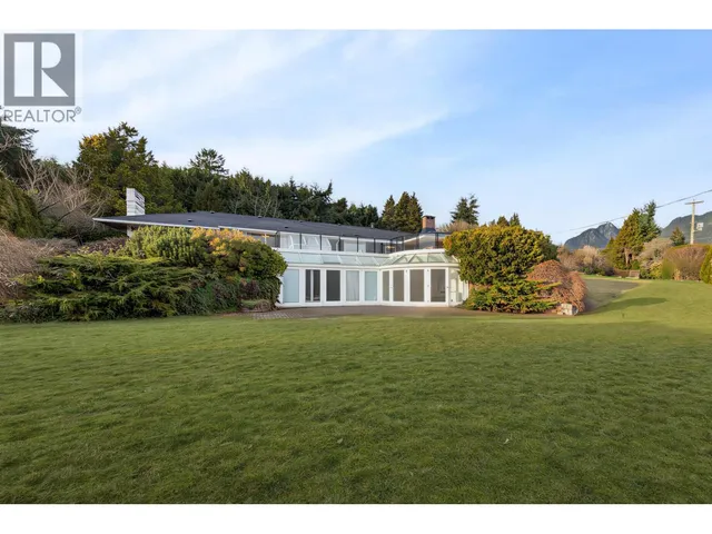 875 EYREMOUNT DRIVE, West Vancouver 3