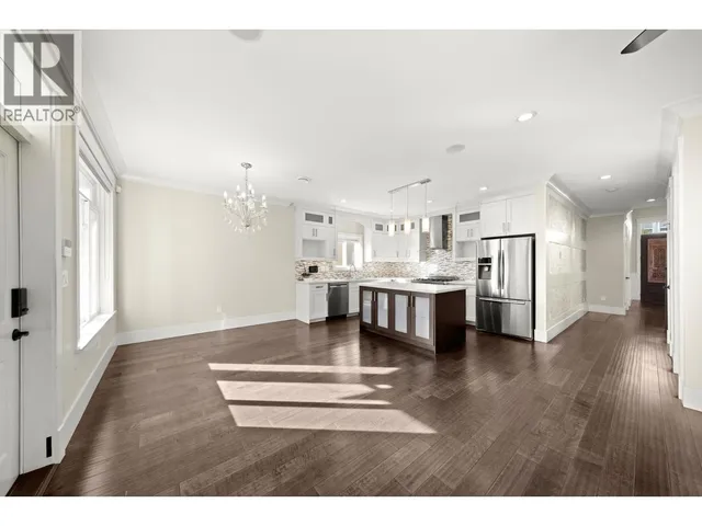 7028 BROADWAY, Burnaby 4
