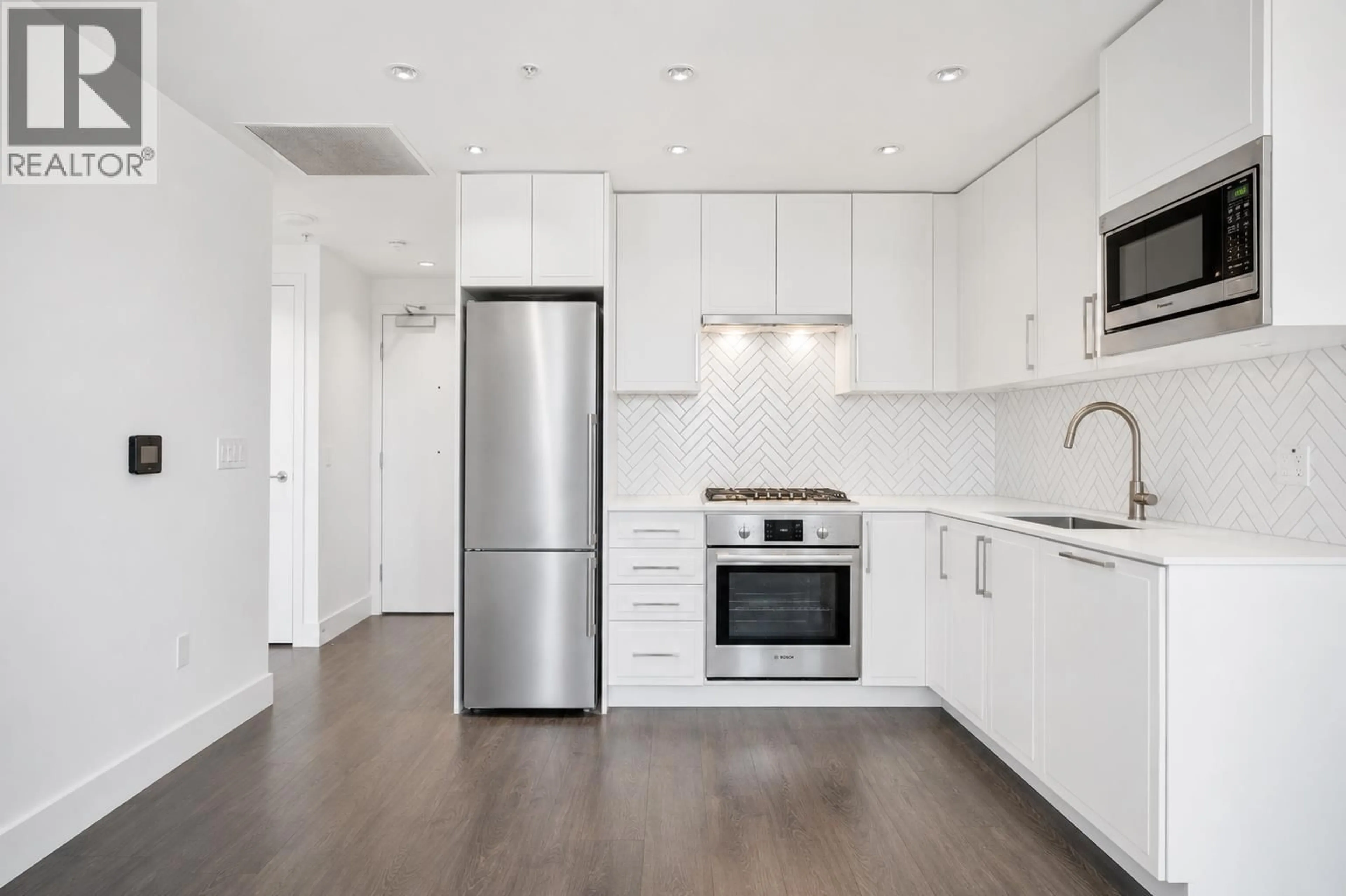 Unknown for 507 - 2435 KINGSWAY, Vancouver British Columbia V5R5G8