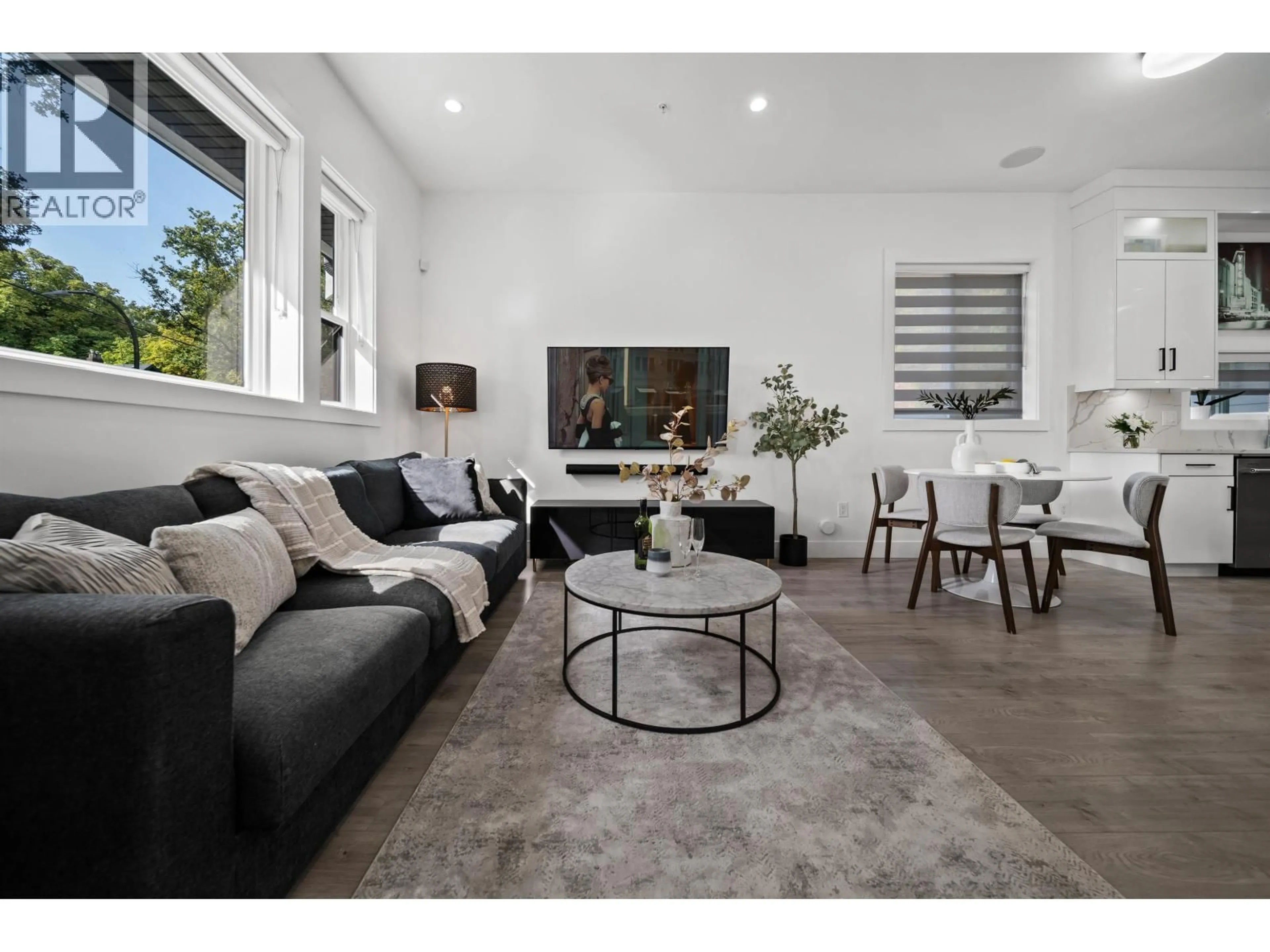 Living room with furniture, unknown for 1131 23RD AVENUE, Vancouver British Columbia V5V1Y8