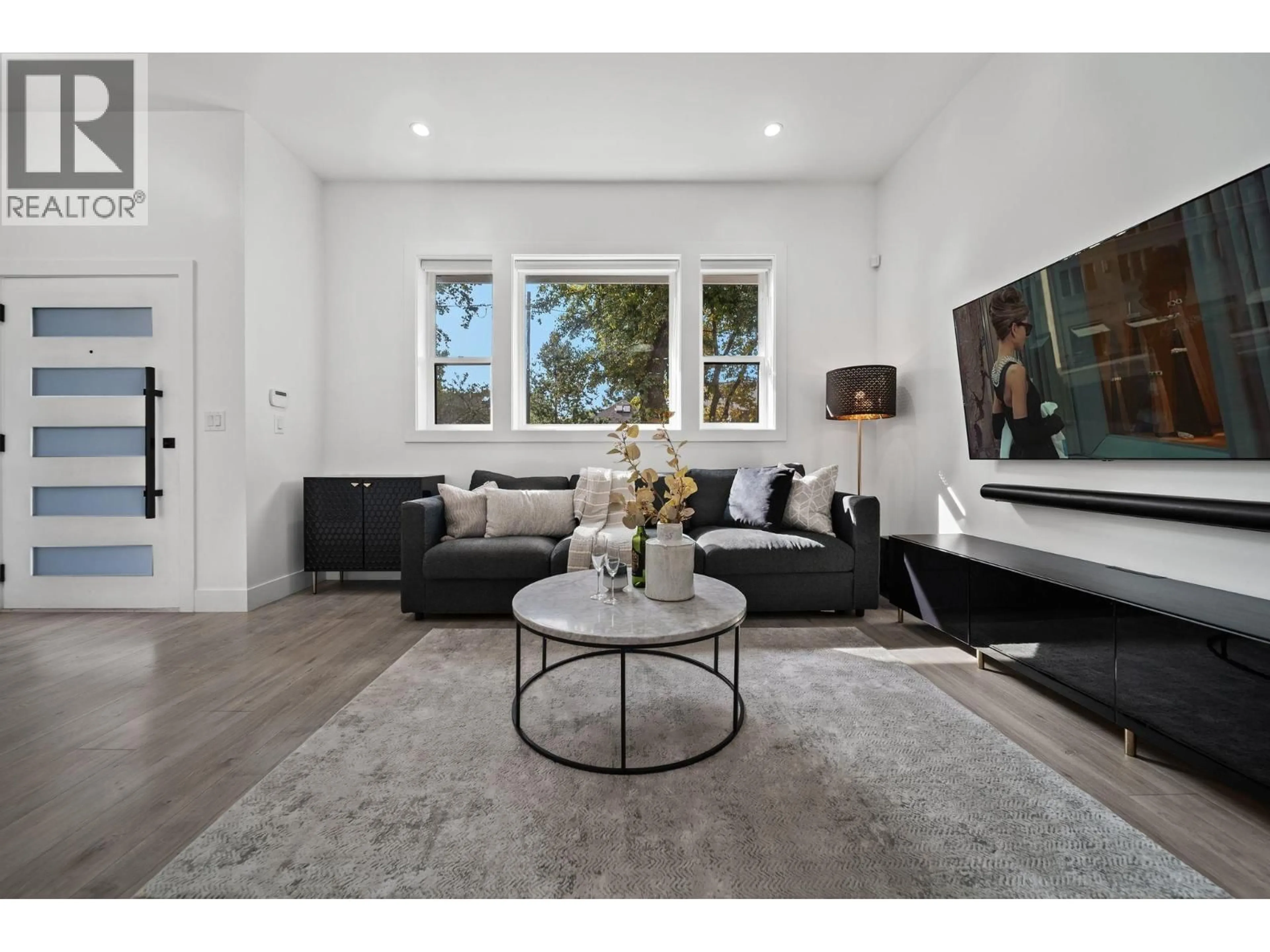 Living room with furniture, unknown for 1131 23RD AVENUE, Vancouver British Columbia V5V1Y8