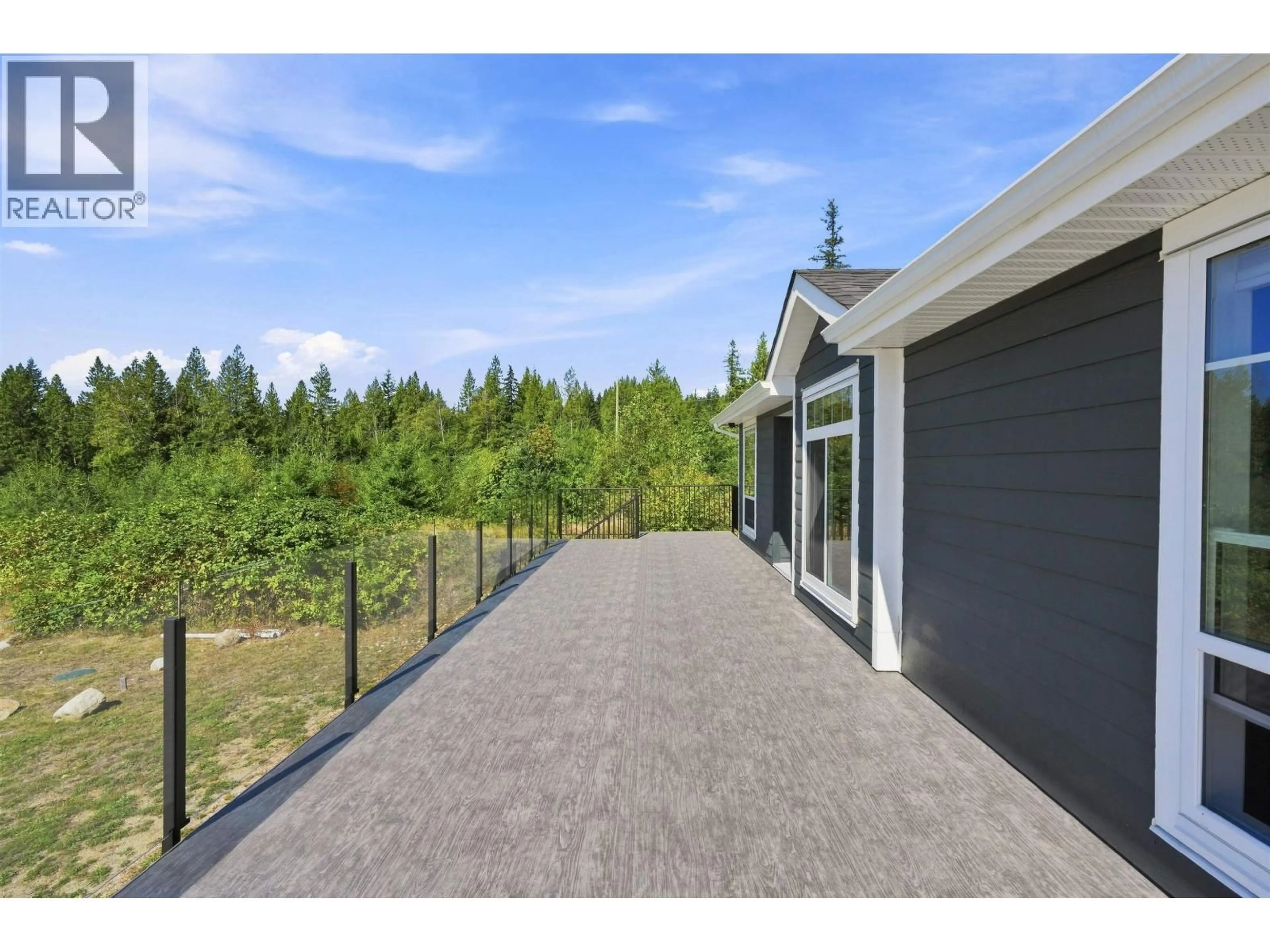 Patio, unknown for 1846 HARMAN ROAD, Roberts Creek British Columbia V0N2W5