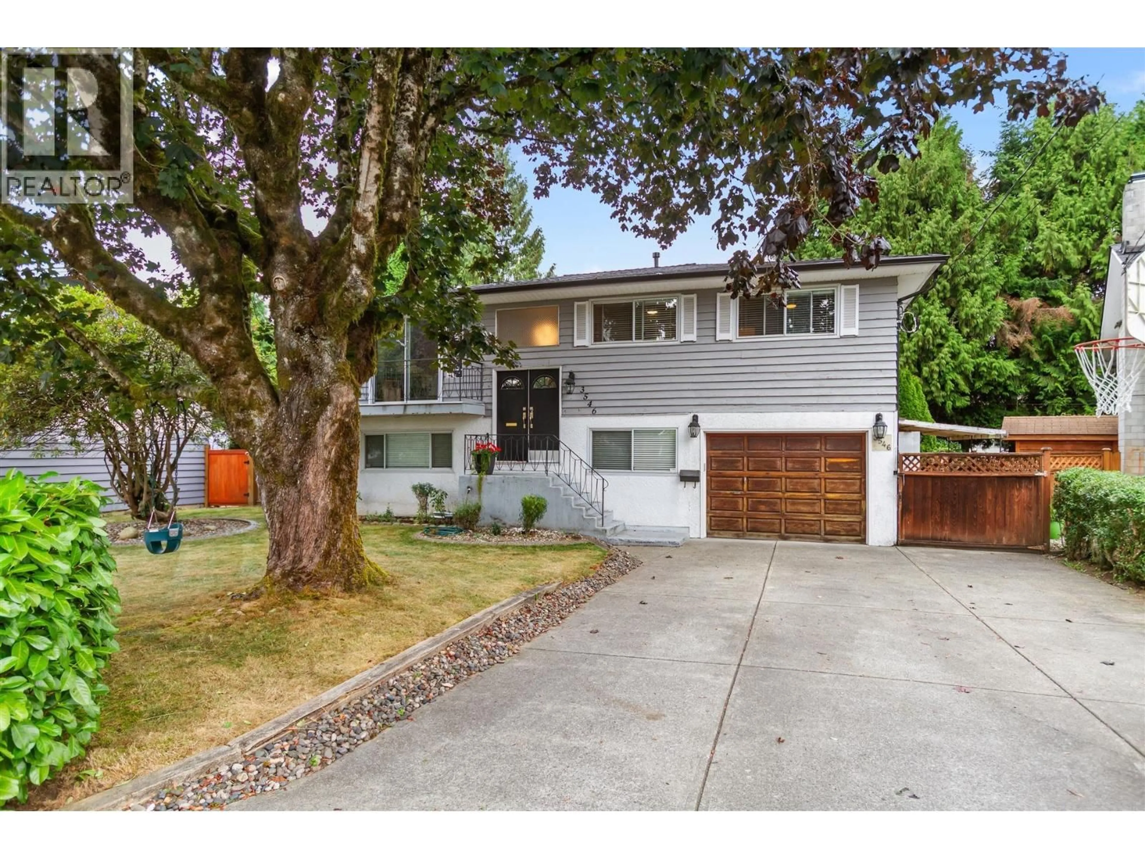 Home with vinyl exterior material, street for 3546 FLINT STREET, Port Coquitlam British Columbia V3B4J6