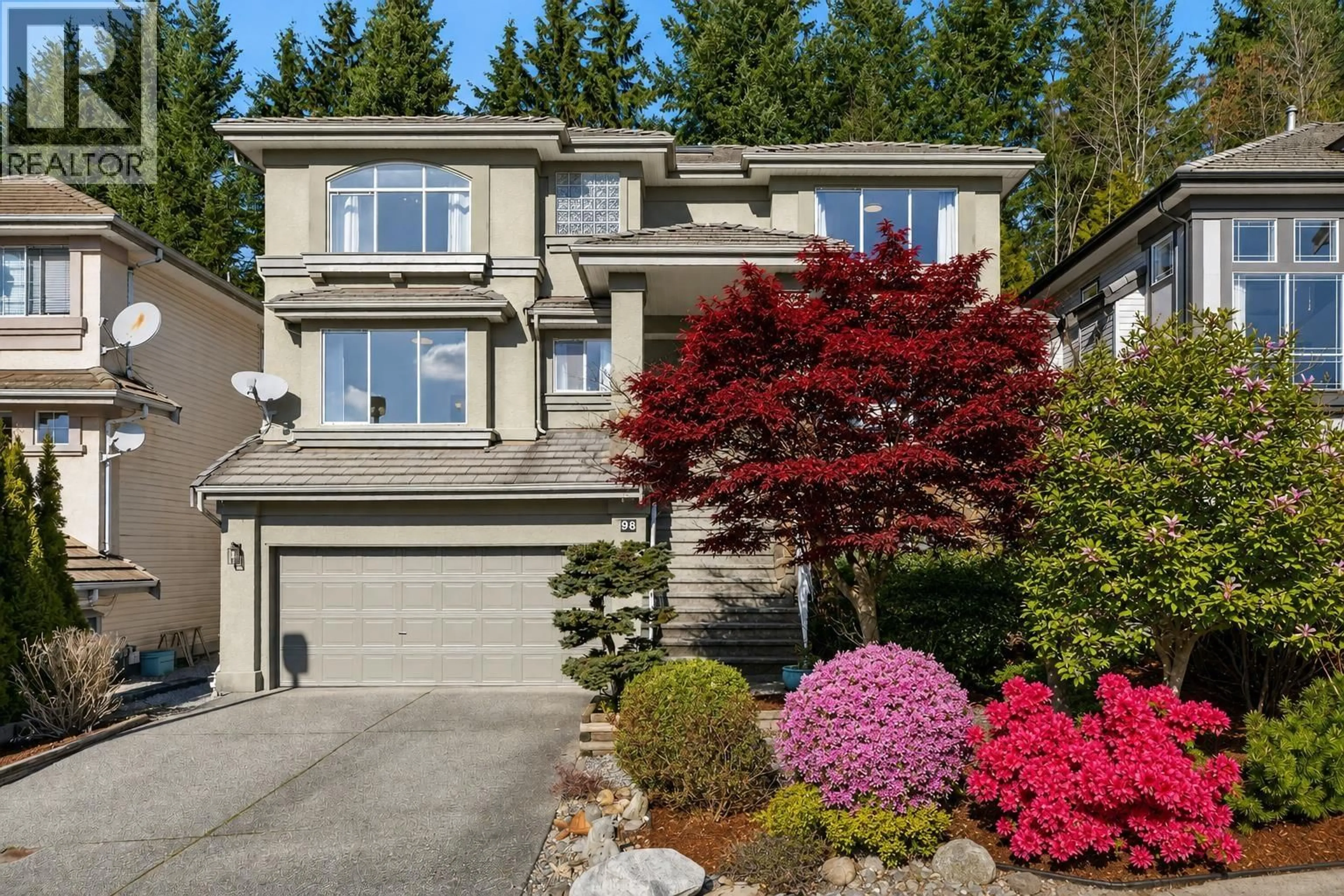 Home with vinyl exterior material, street for 98 LINDEN COURT, Port Moody British Columbia V3H5C2