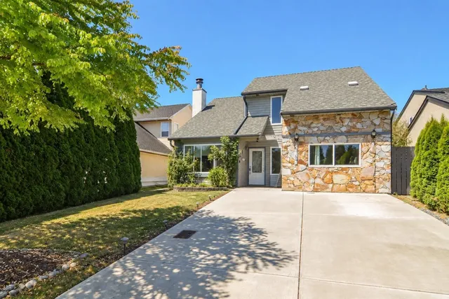 6187 194 STREET, Surrey 2
