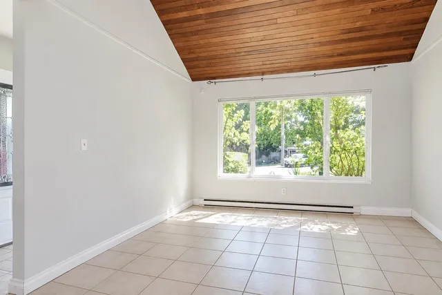 6187 194 STREET, Surrey 4
