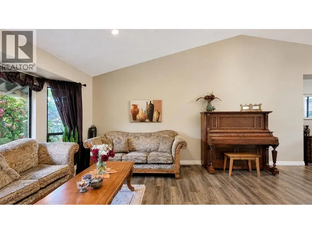2961 WALTON AVENUE, Coquitlam 5