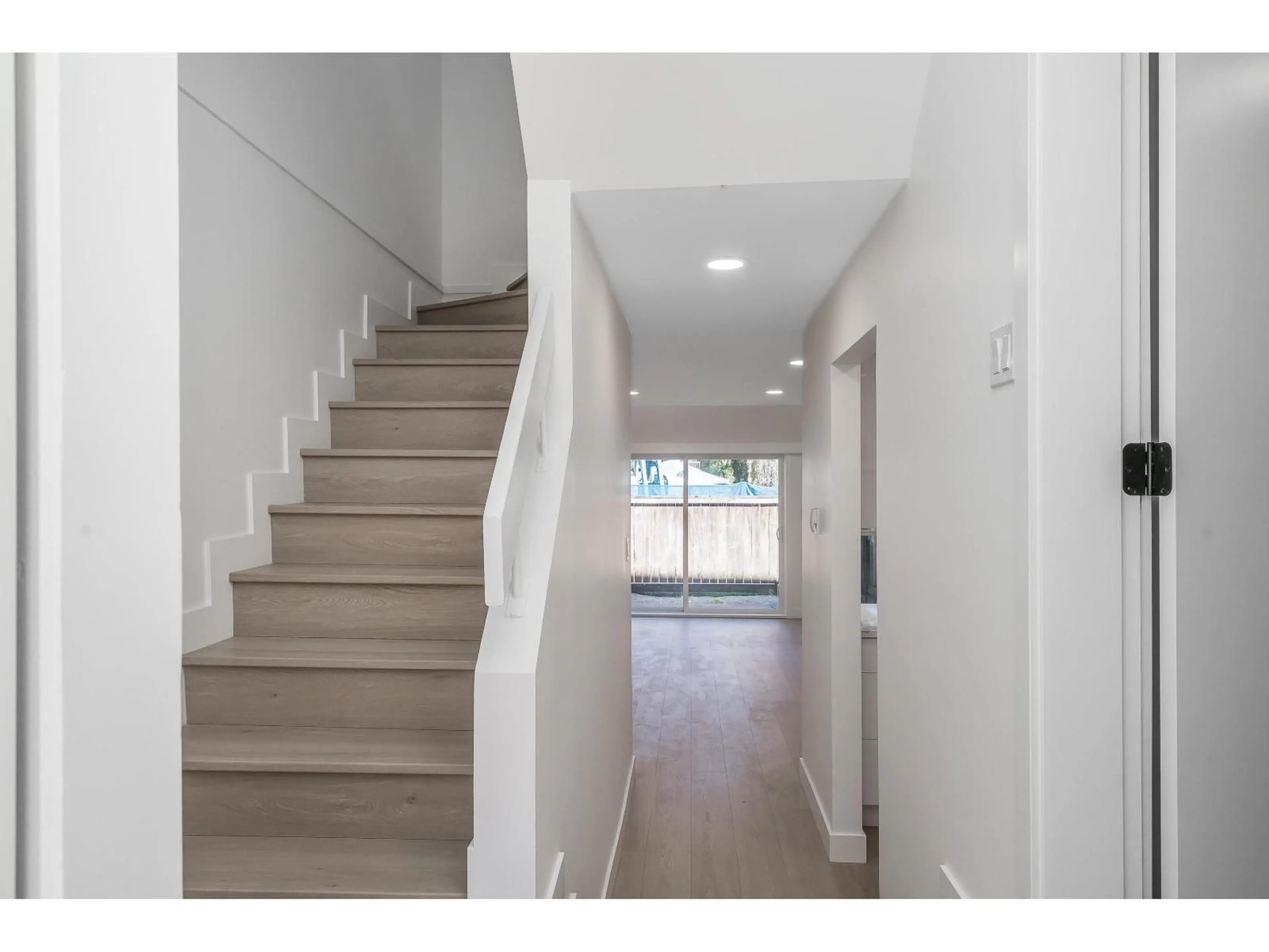 Indoor foyer for 50 - 17708 60 AVENUE, Surrey British Columbia V3S1V2