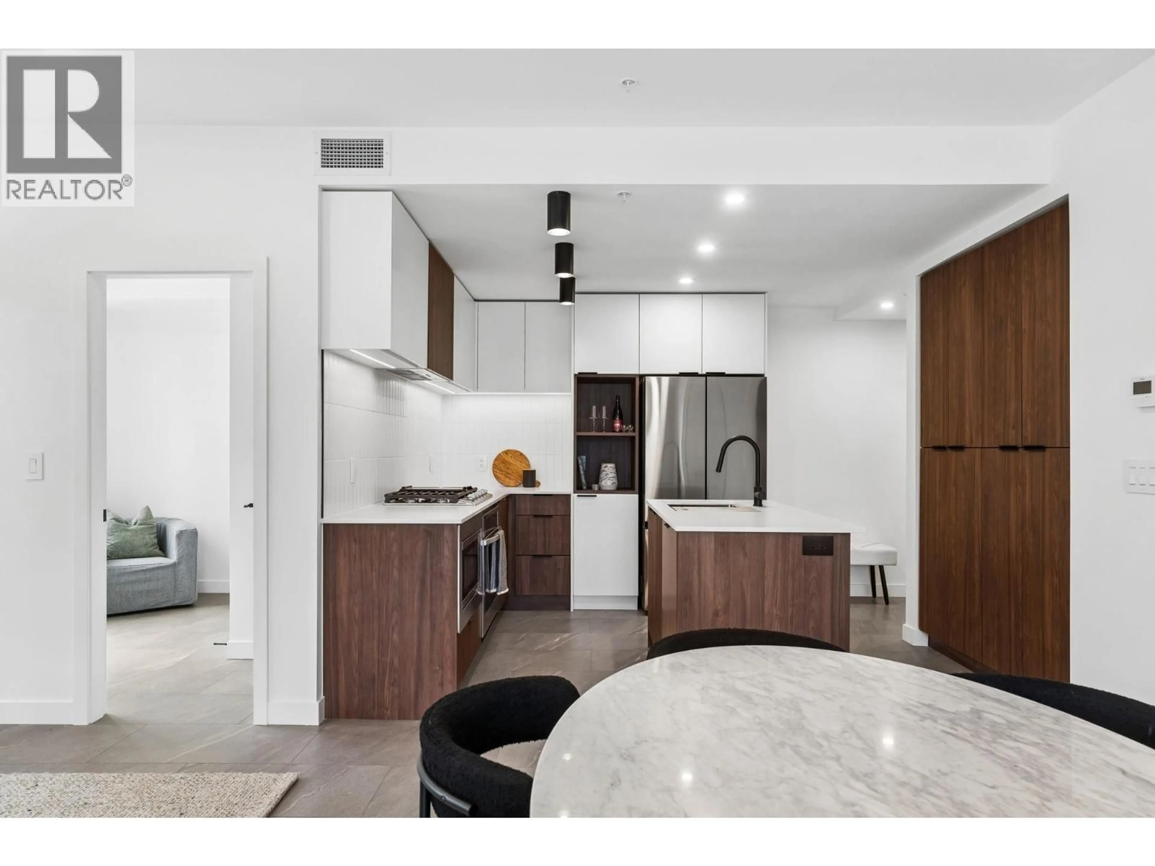 Contemporary kitchen, ceramic/tile floor for 206 - 623 KEMSLEY AVENUE, Coquitlam British Columbia V3J0L8