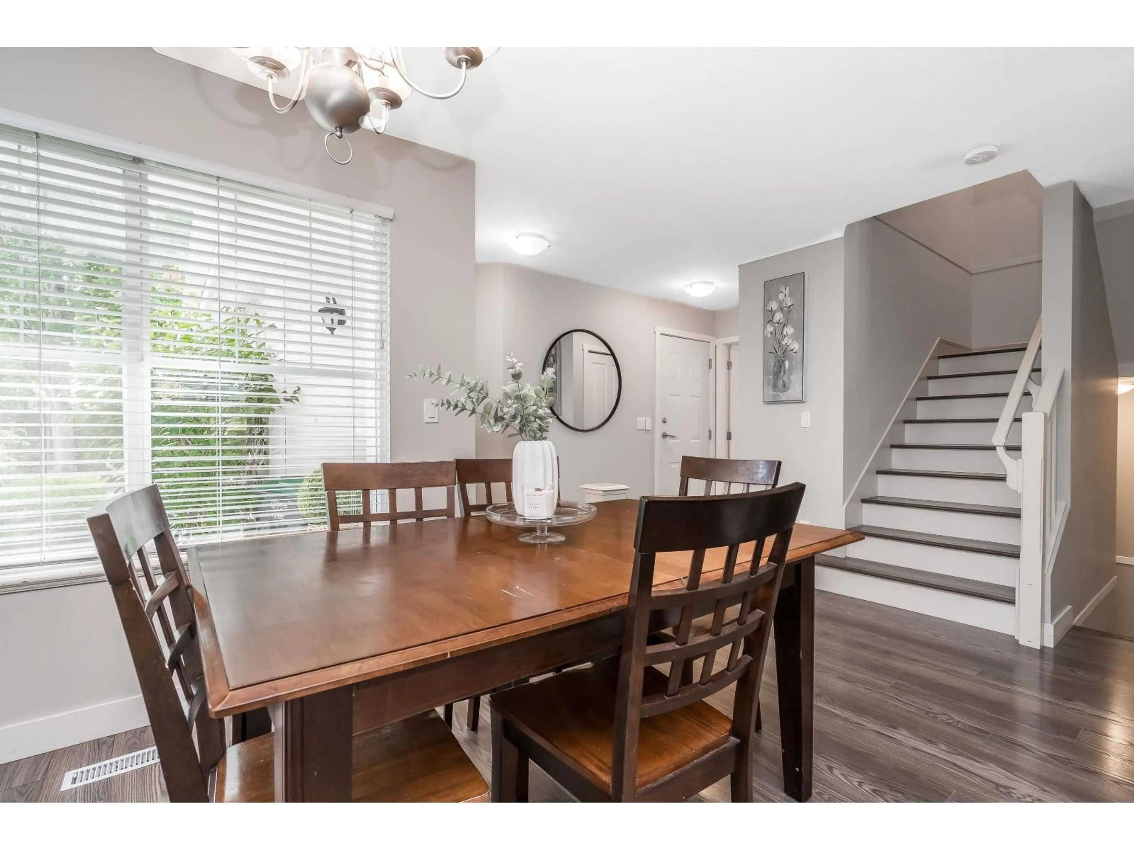 Dining room, wood/laminate floor for 68 - 17097 64 AVENUE, Surrey British Columbia V3S1Y5