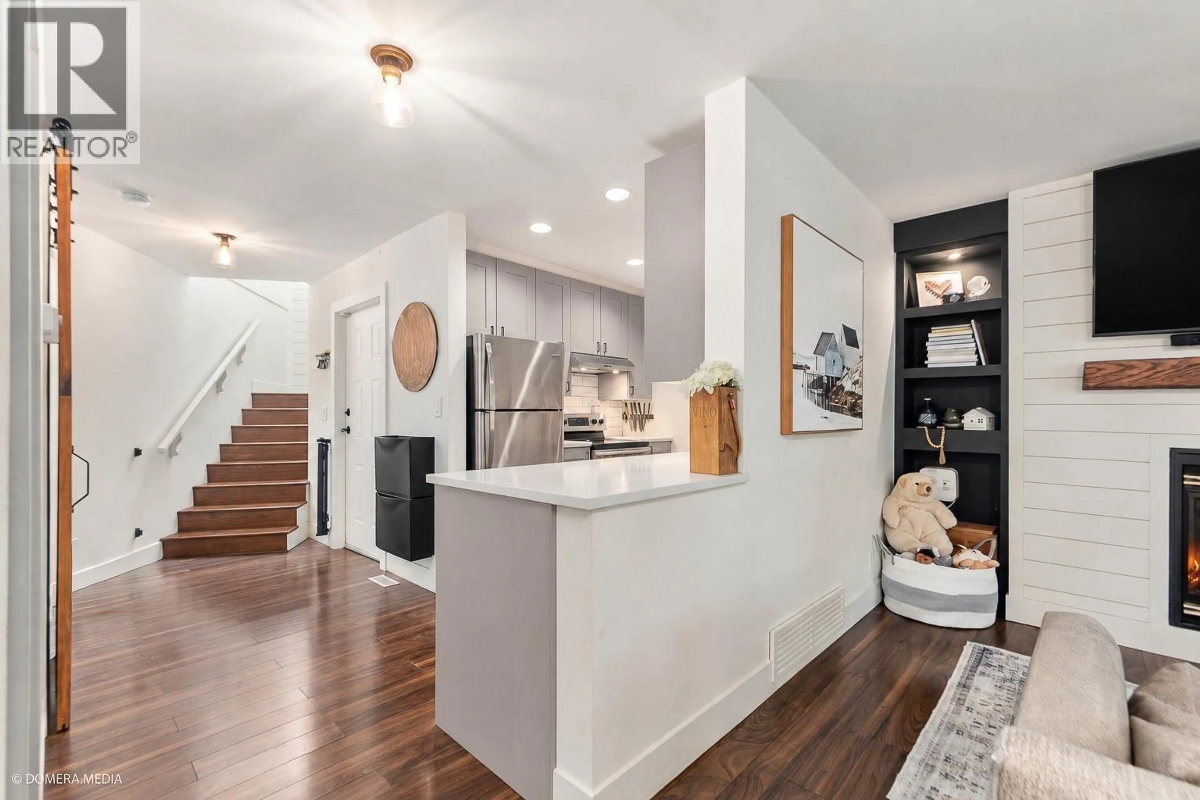 Open concept kitchen, unknown for 17 - 123 LAVAL STREET, Coquitlam British Columbia V3K4W1