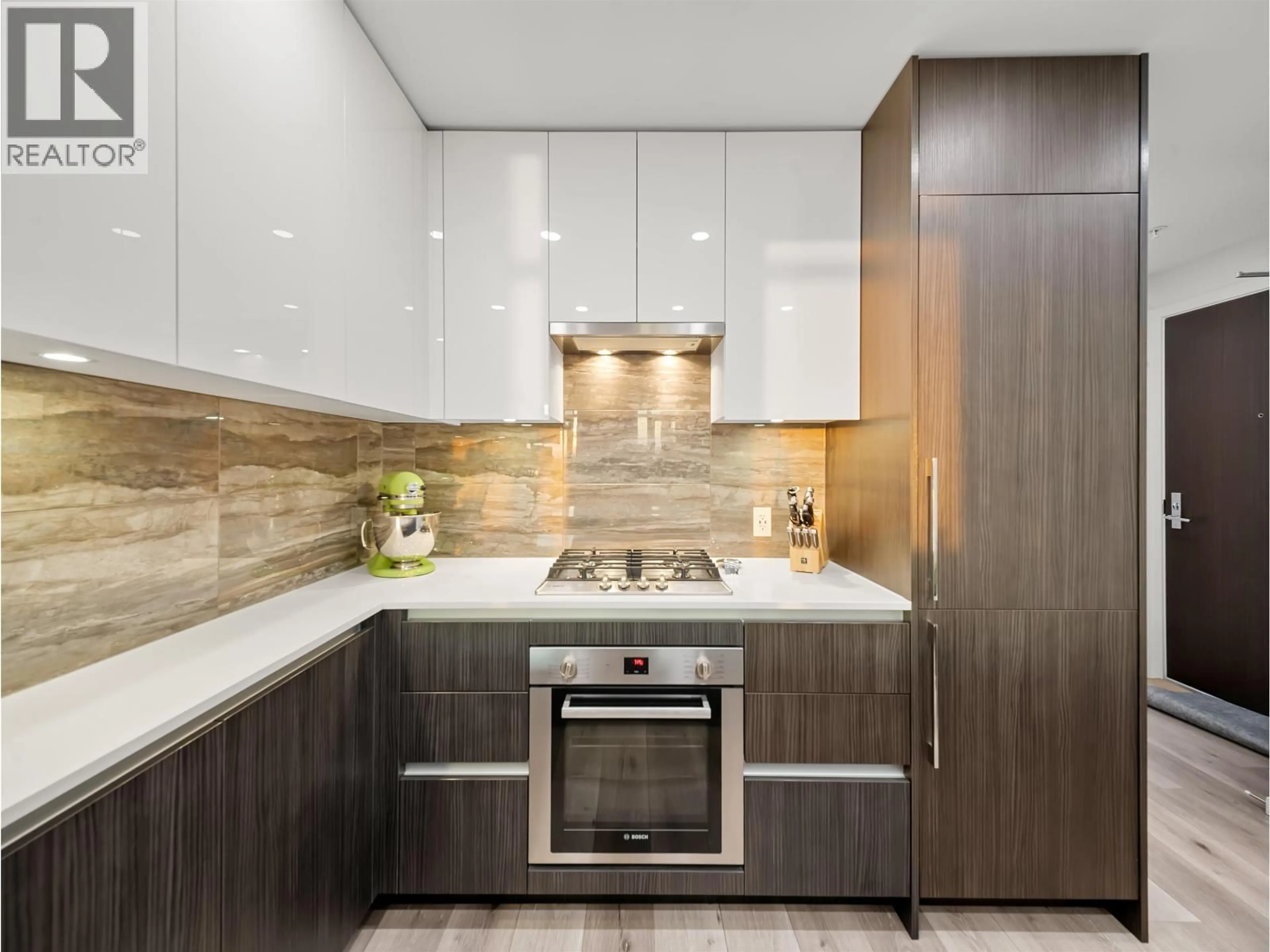 Contemporary kitchen, ceramic/tile floor for 1908 - 1888 GILMORE AVENUE, Burnaby British Columbia V5C0L2