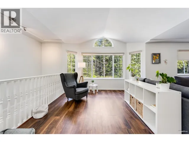 1236 CHELSEA AVENUE, Port Coquitlam 4