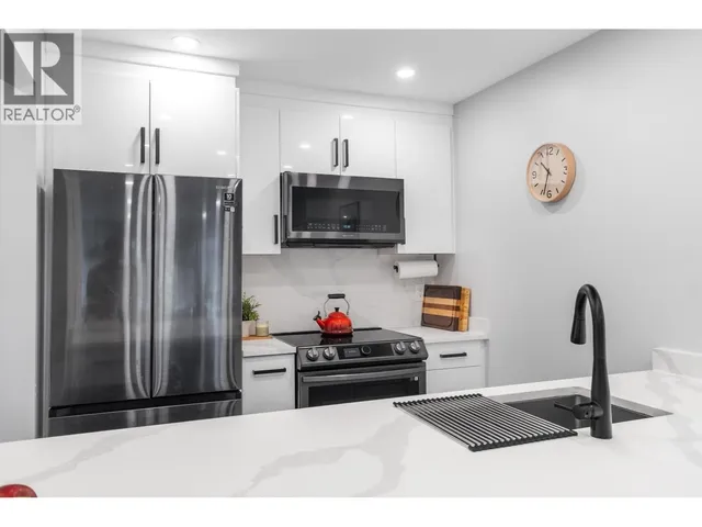 217 - 7377 SALISBURY AVENUE, Burnaby 4
