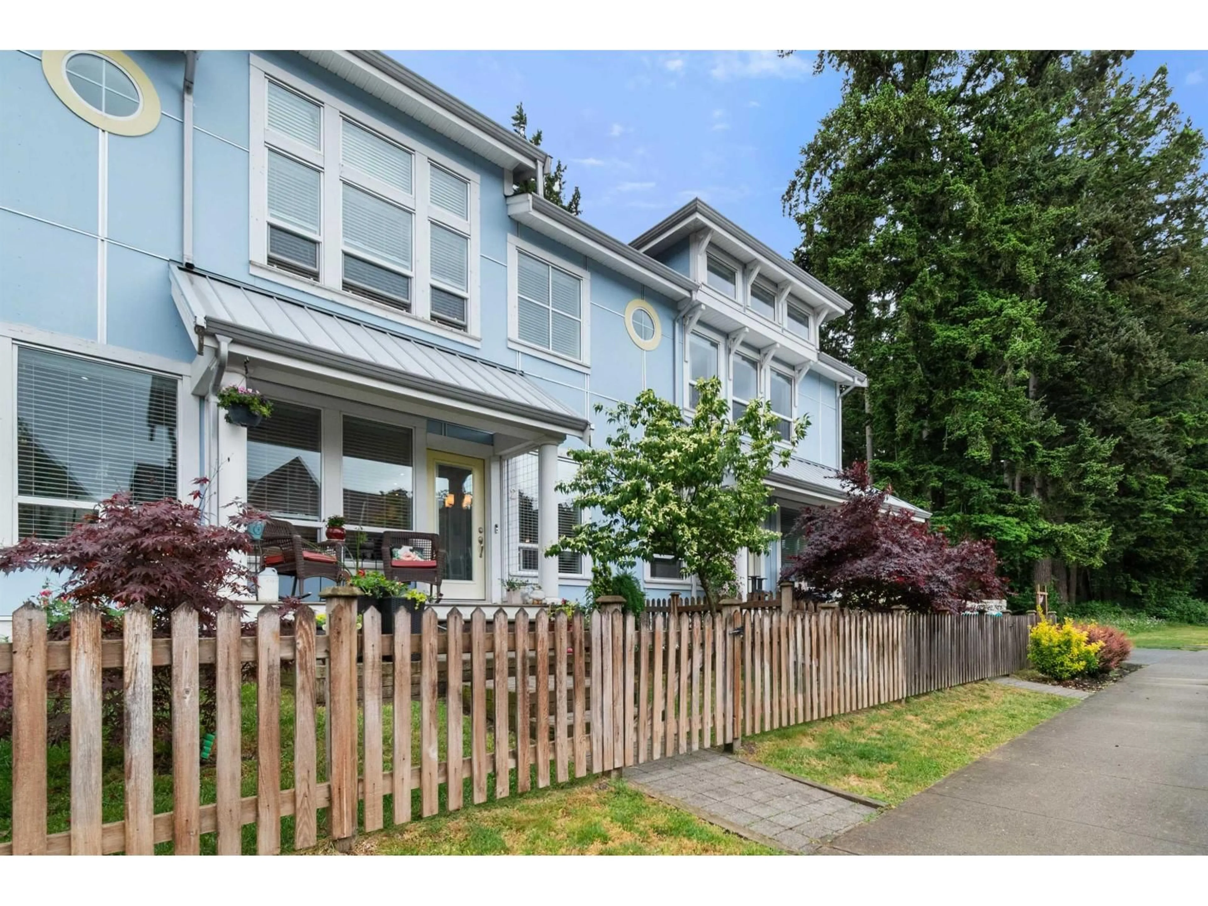 Home with vinyl exterior material, street for 2 - 44849 ANGLERS BOULEVARD, Chilliwack British Columbia V2R0Y4