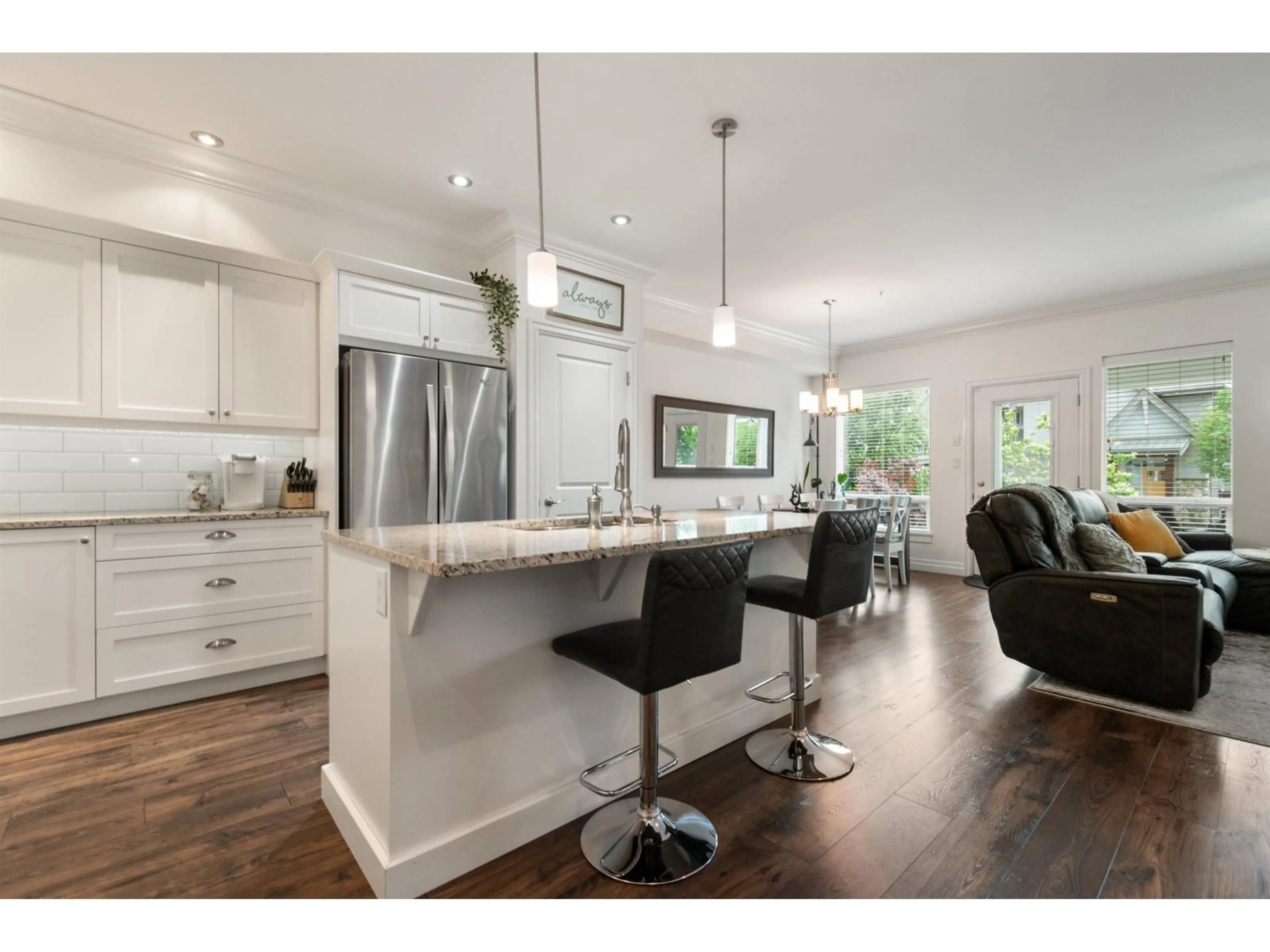 Open concept kitchen, wood/laminate floor for 2 - 44849 ANGLERS BOULEVARD, Chilliwack British Columbia V2R0Y4