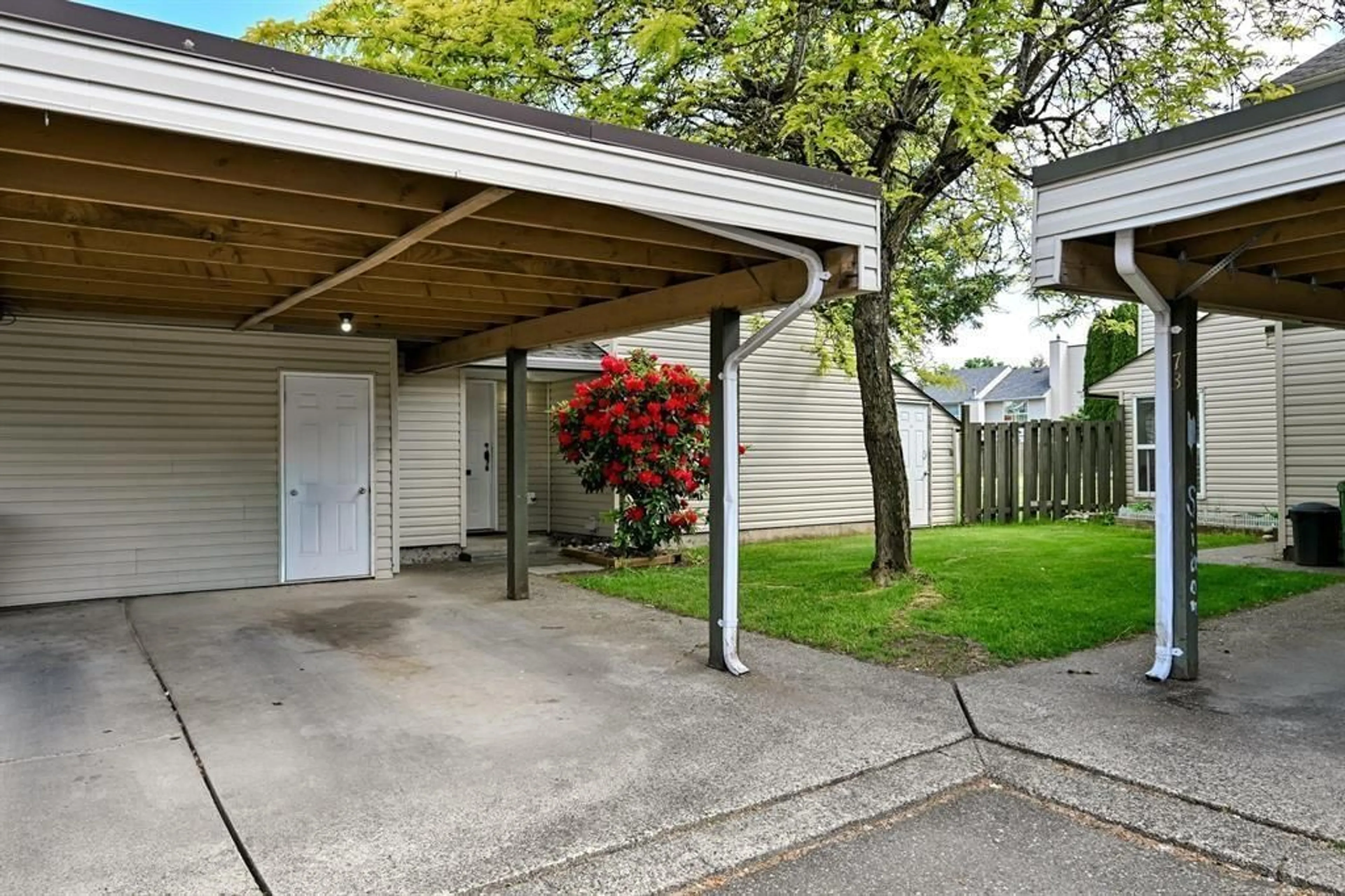 Patio, street for 72 - 3030 TRETHEWEY STREET, Abbotsford British Columbia V2T4N2