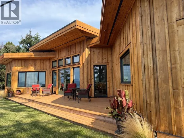 1275 SUNNYSIDE DRIVE, Galiano Island 3