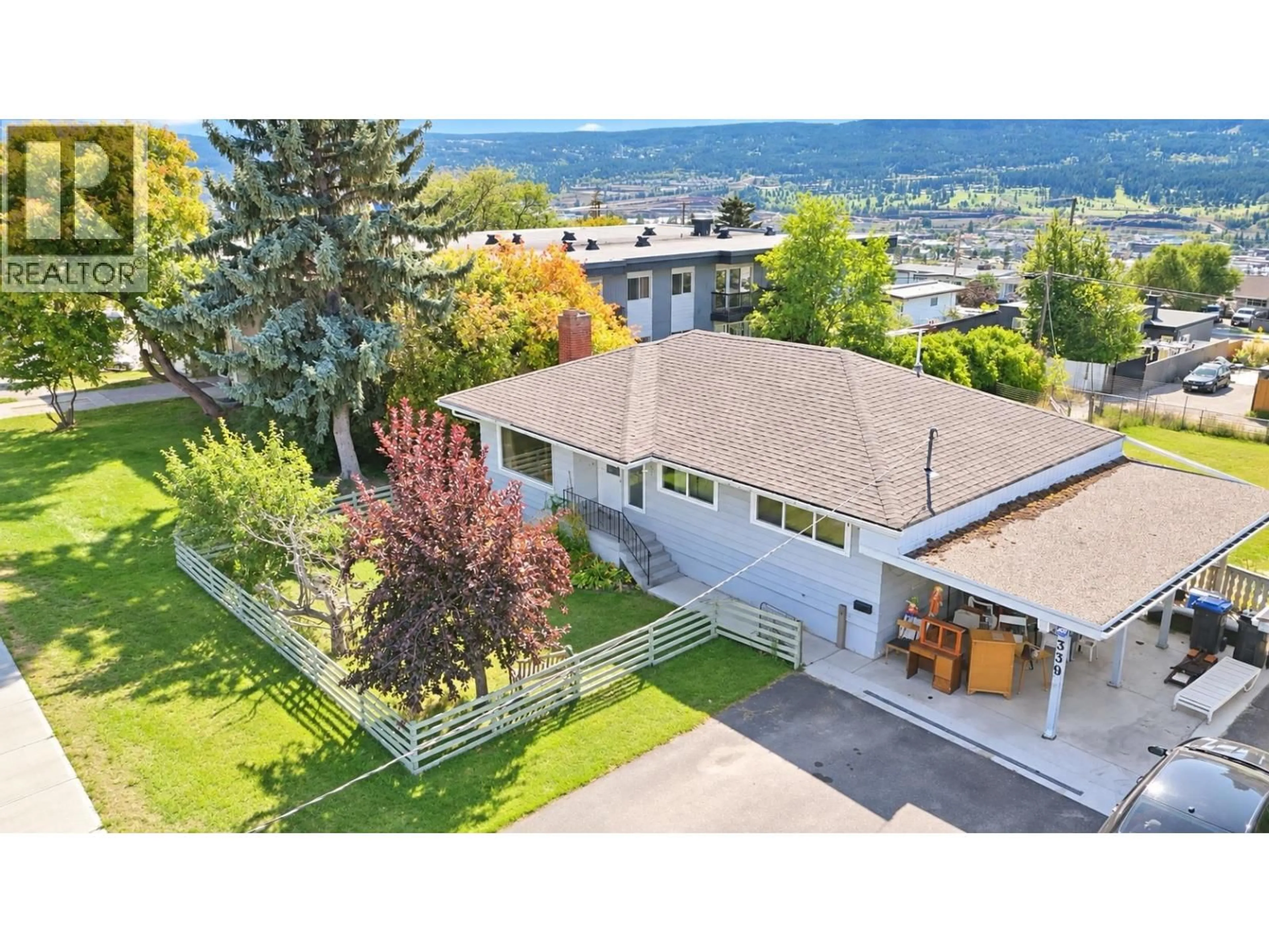 A pic from outside/outdoor area/front of a property/back of a property/a pic from drone, mountain view for 339 NINTH AVENUE, Williams Lake British Columbia V2G2K3