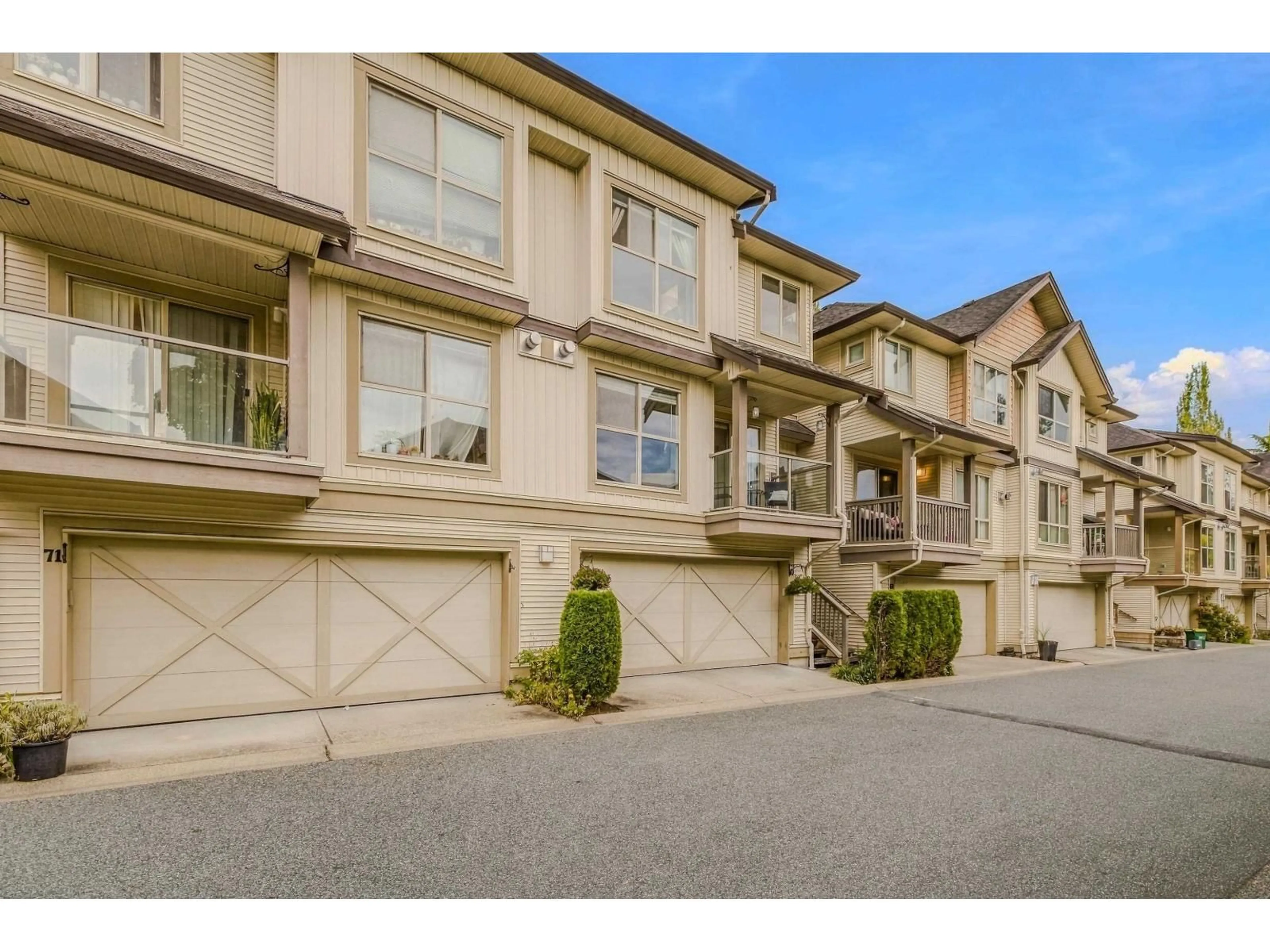Unknown for 70 - 20350 68 AVENUE, Langley British Columbia V2Y3A5