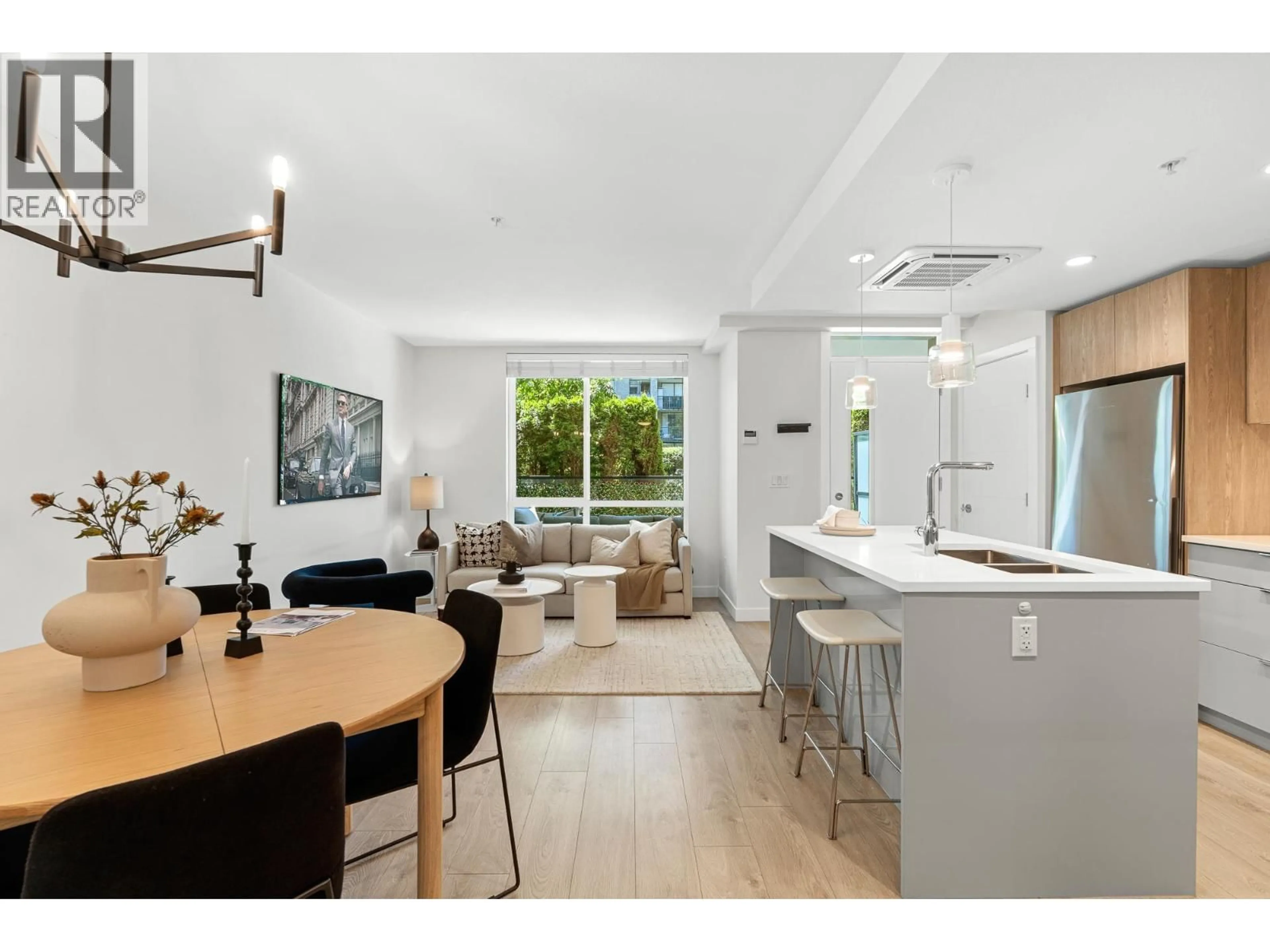 Open concept kitchen, unknown for TH3 - 108 8TH STREET, North Vancouver British Columbia V7L1Y9