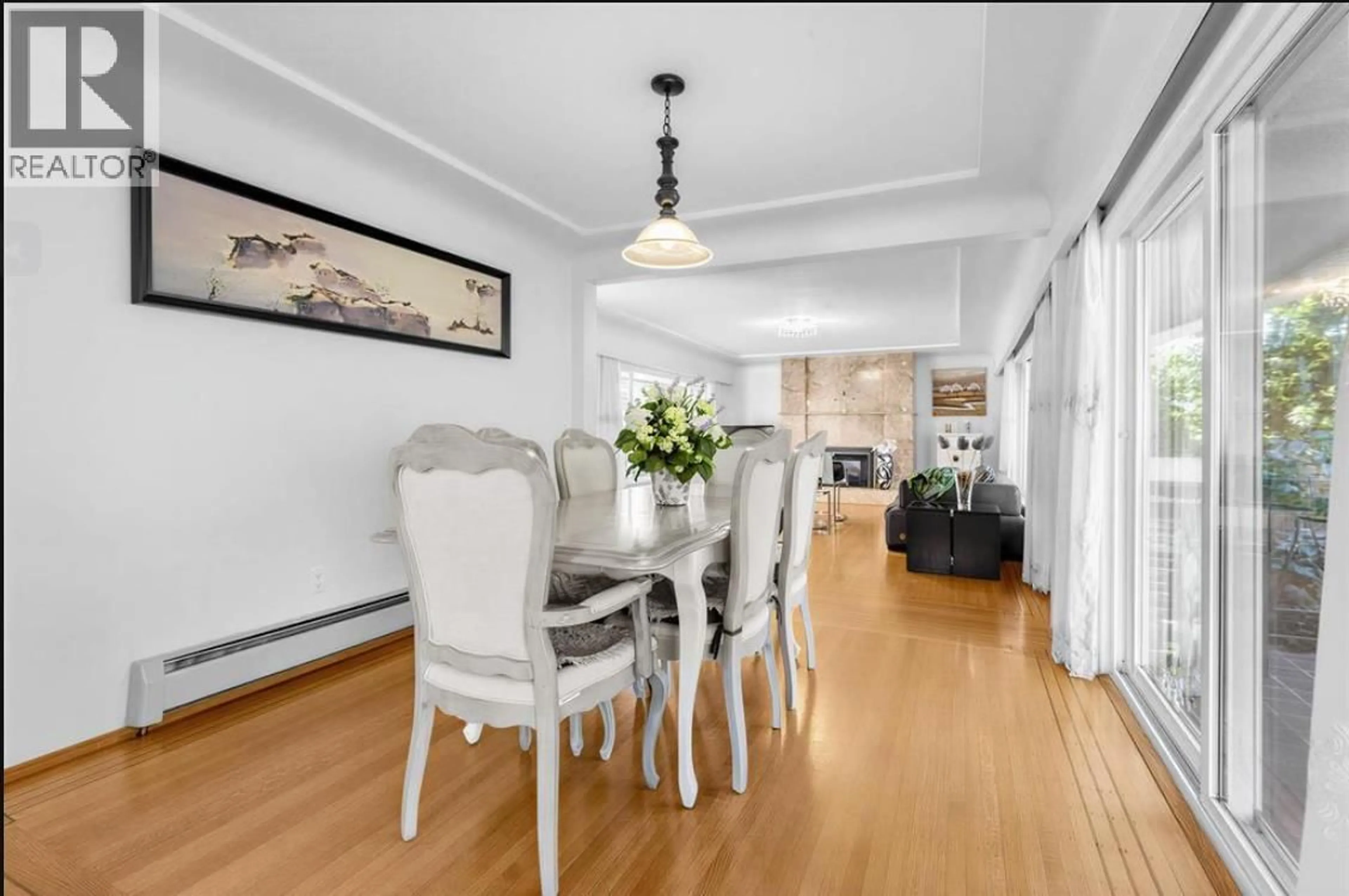 Dining room, wood/laminate floor for 8295 ANGUS DRIVE, Vancouver British Columbia V6P5L1