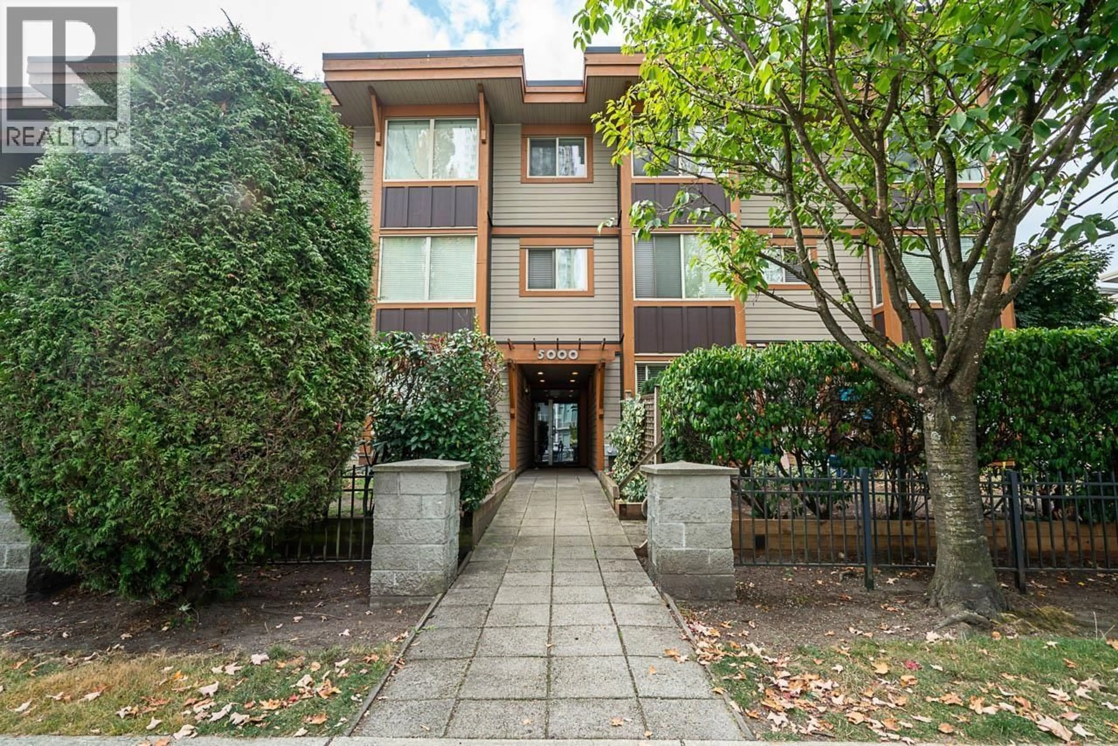 Unknown for 306 - 5000 IMPERIAL STREET, Burnaby British Columbia V5J1C8