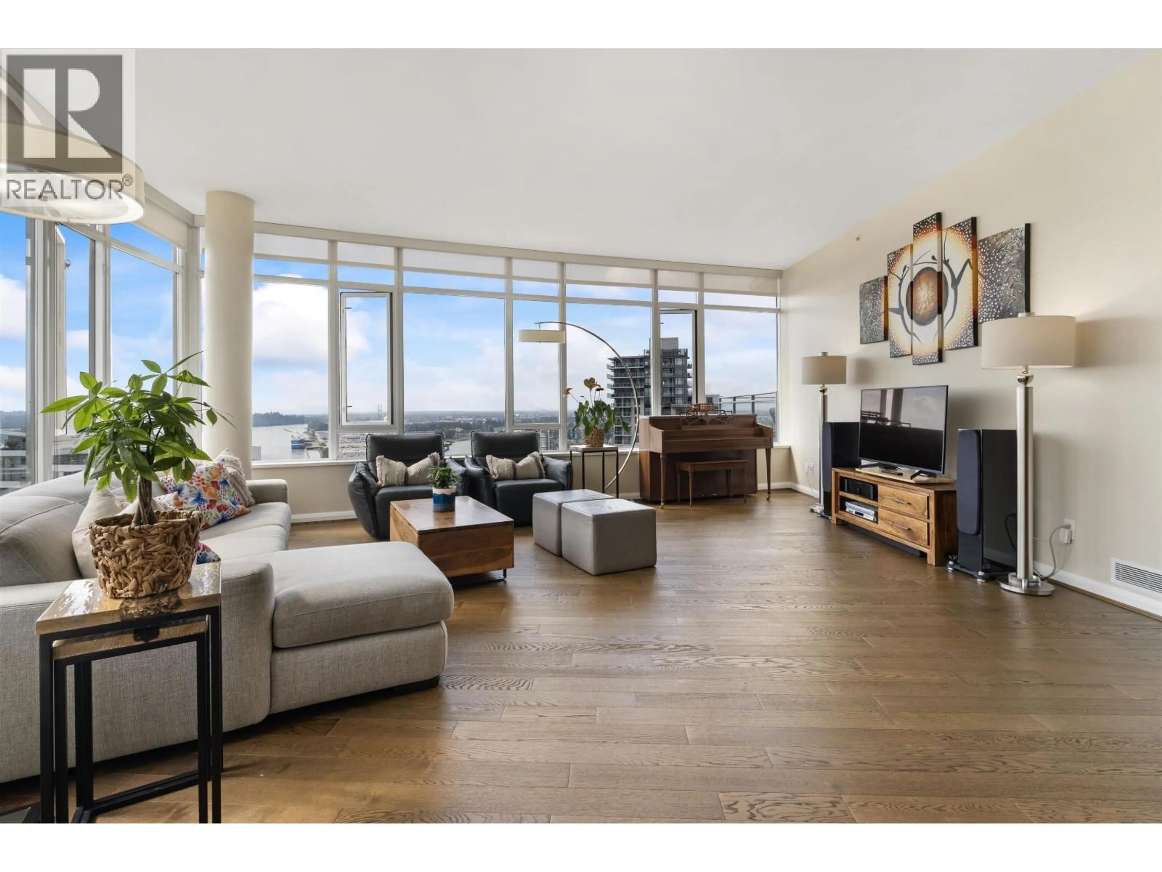 Living room with furniture, unknown for PH1 - 888 CARNARVON STREET, New Westminster British Columbia V3M0C6