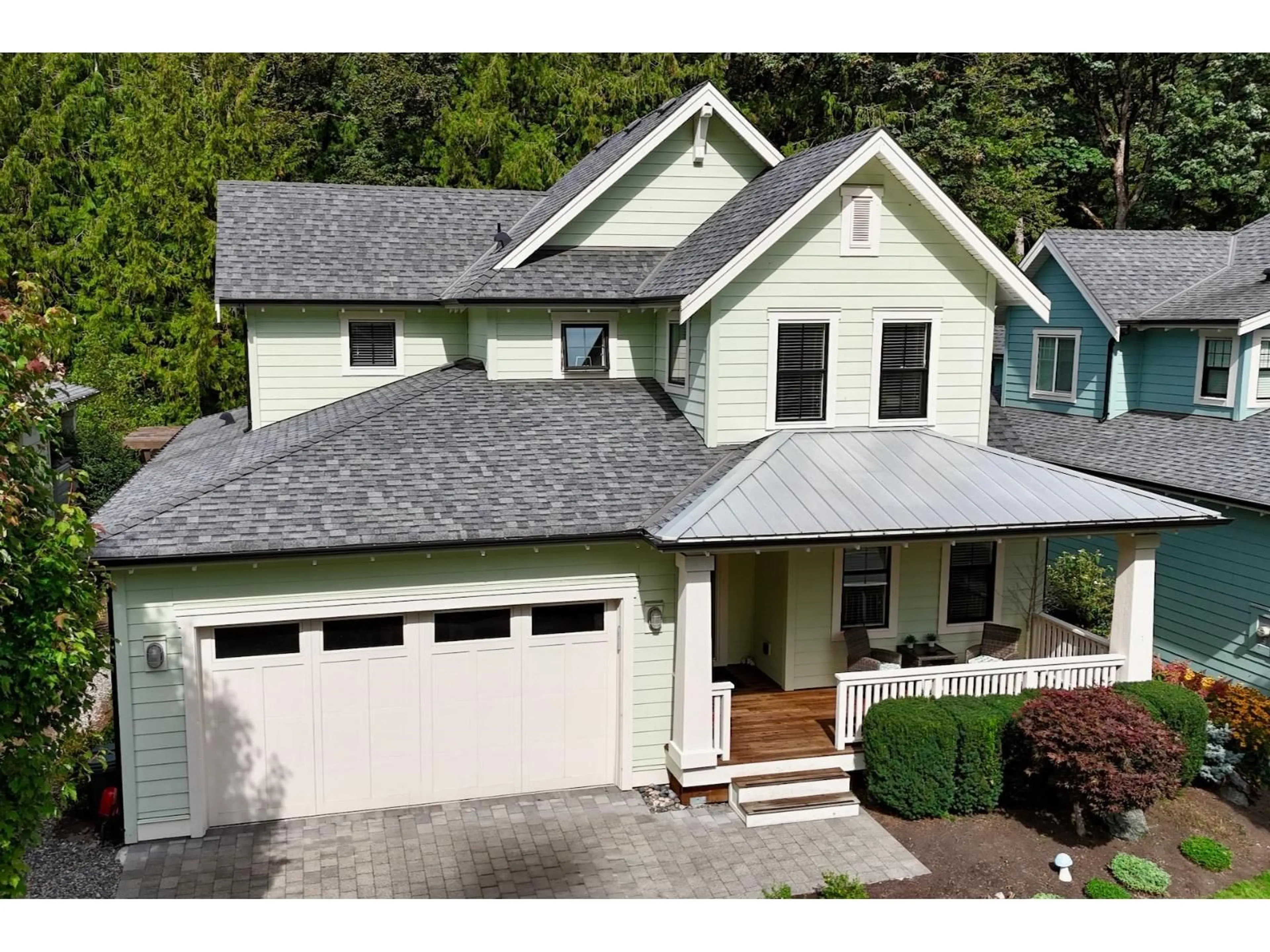 Home with vinyl exterior material, street for 43306 CREEKSIDE CIRCLE, Lindell Beach British Columbia V2R0Z4