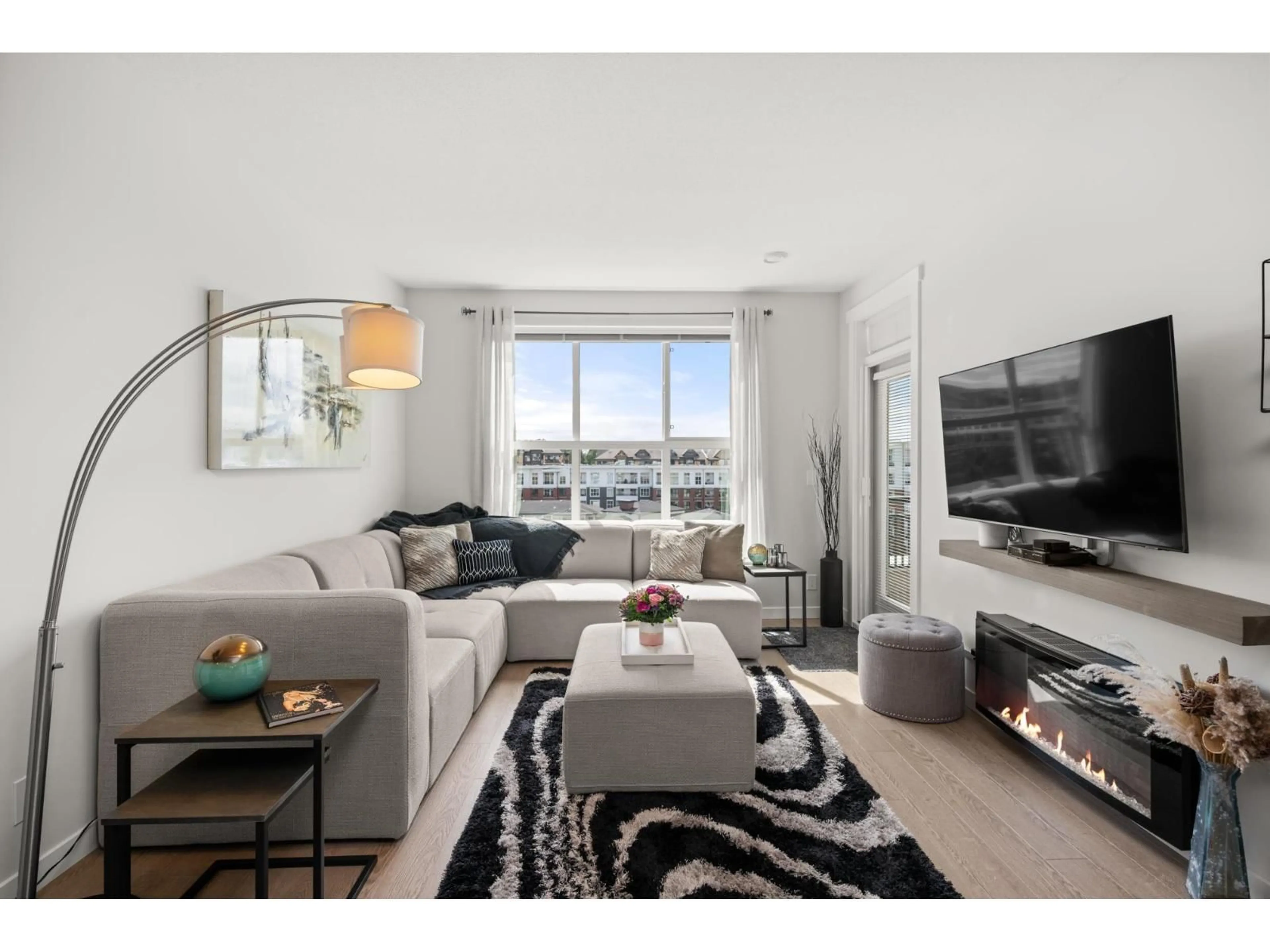 Living room with furniture, unknown for C504 - 8150 207 STREET, Langley British Columbia V2Y4J4