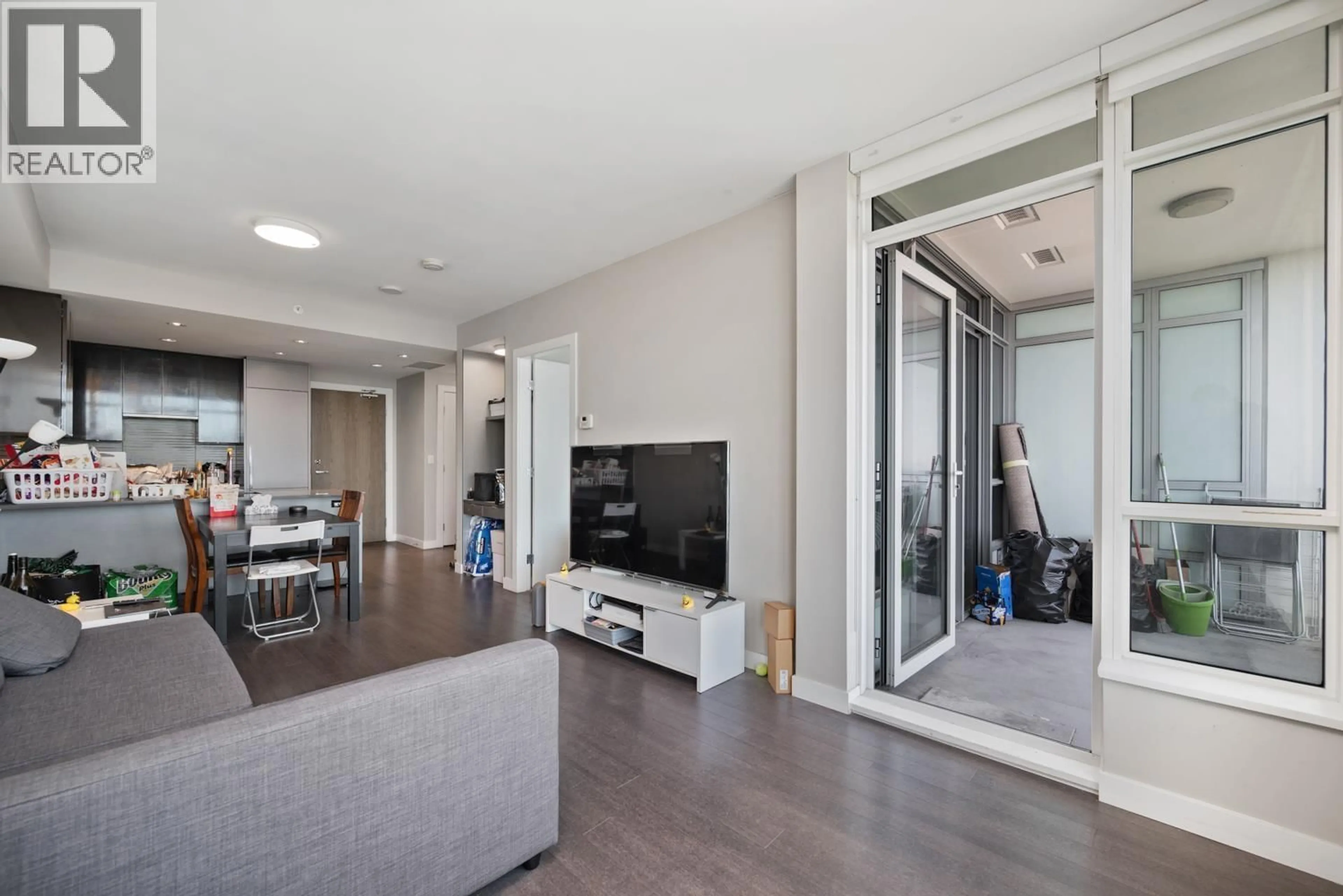 A pic of a room for 3808 - 4508 HAZEL STREET, Burnaby British Columbia V5H0E4