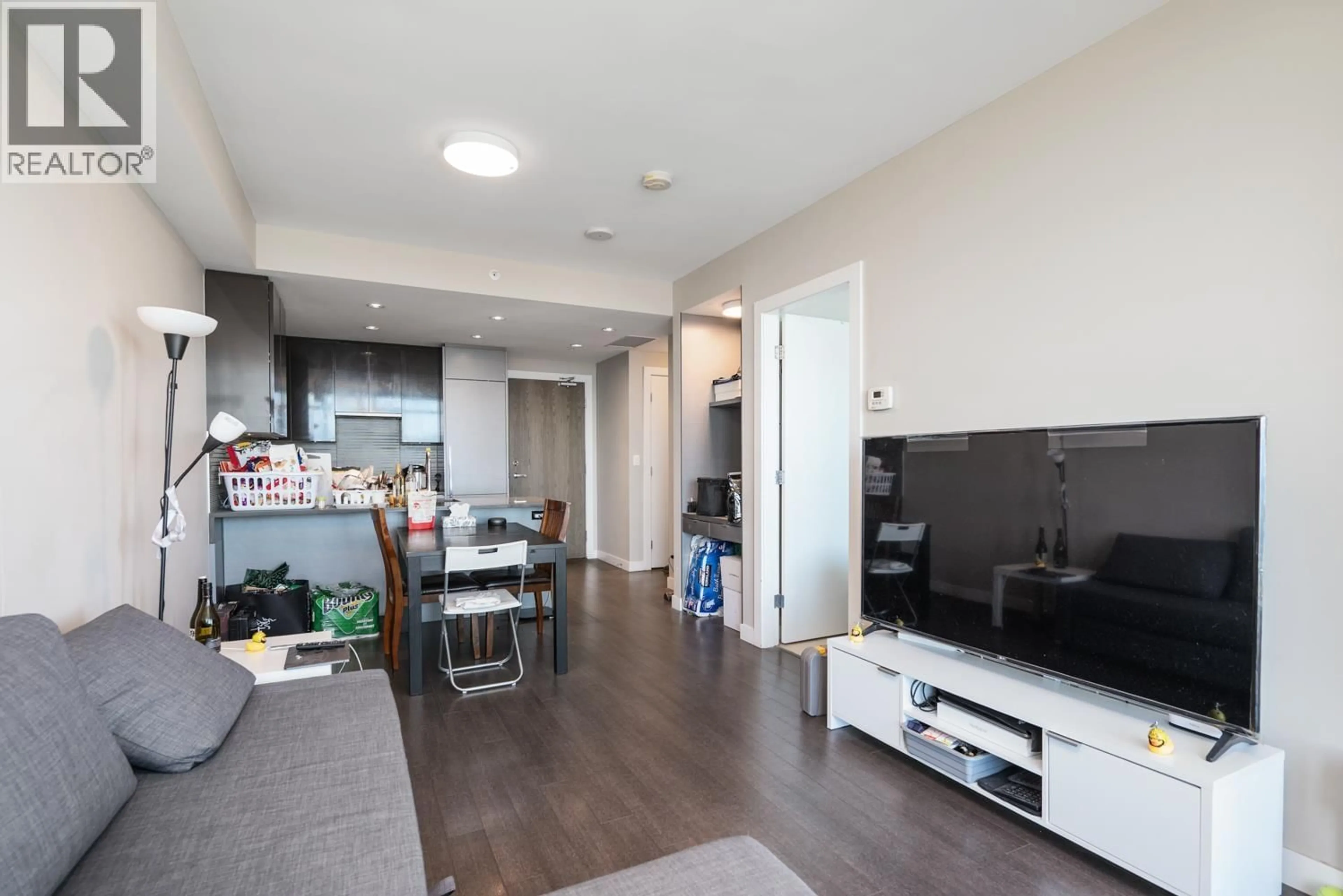 A pic of a room for 3808 - 4508 HAZEL STREET, Burnaby British Columbia V5H0E4