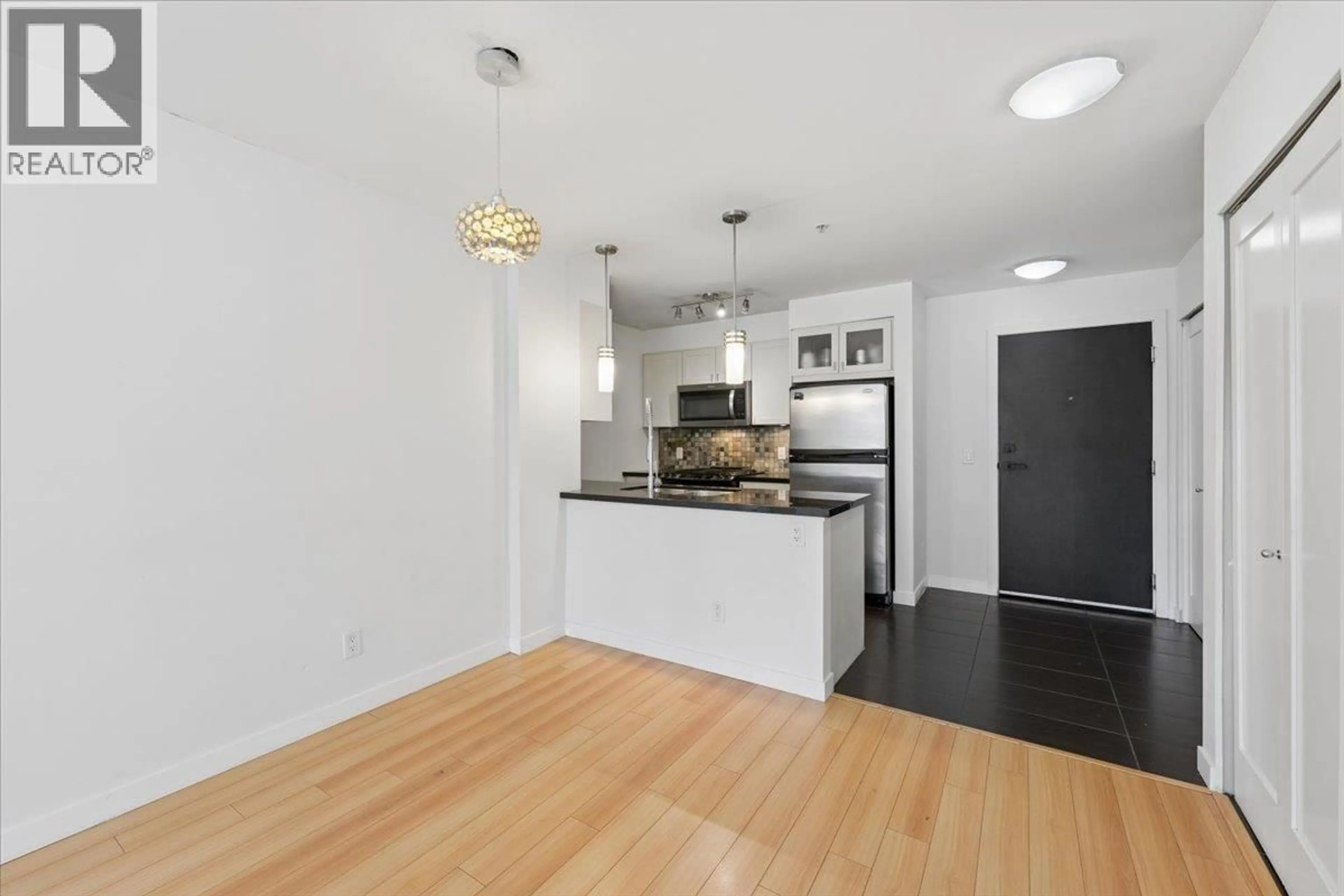 Unknown for 218 - 405 SKEENA STREET, Vancouver British Columbia V5K0A3