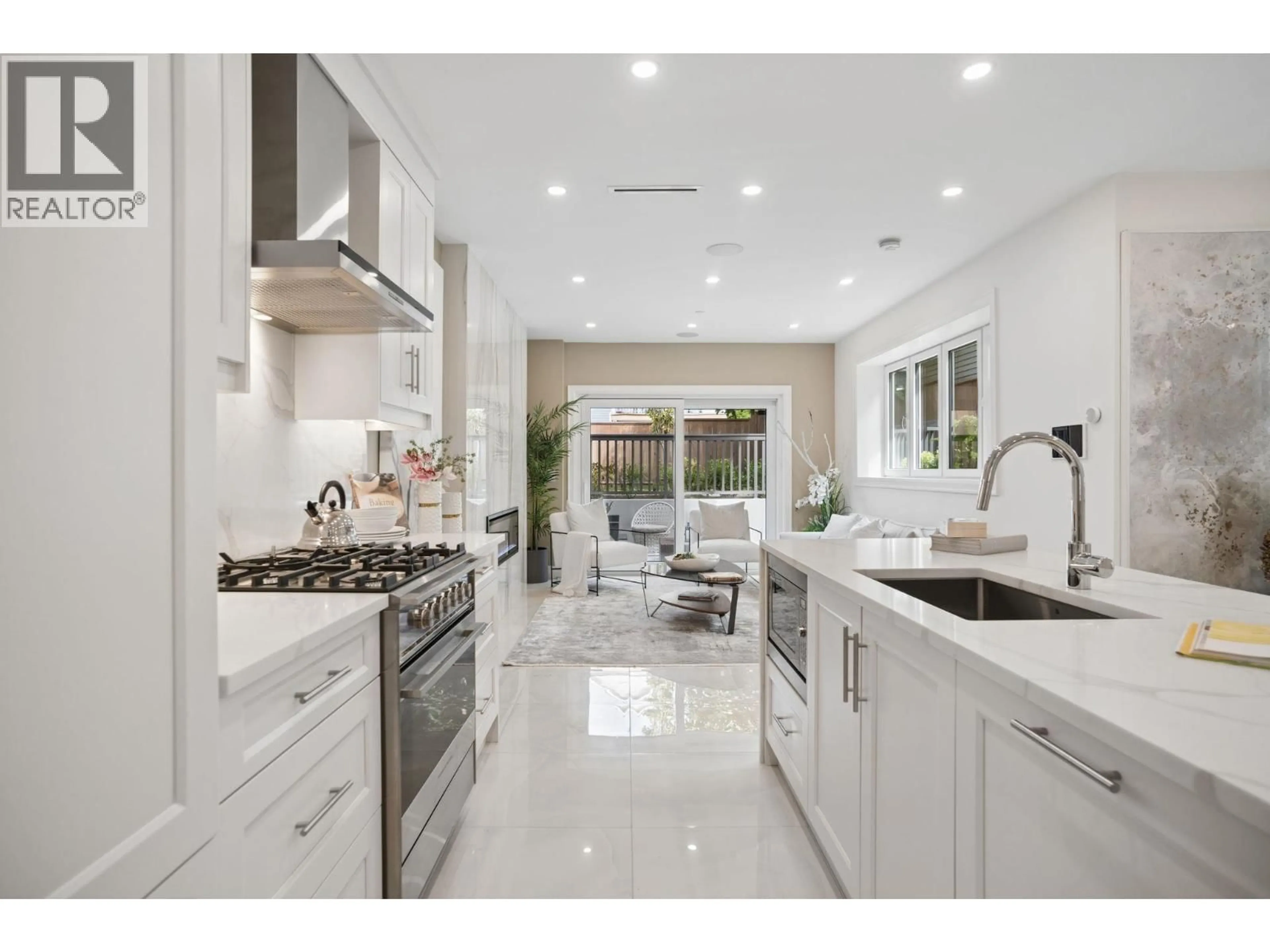 Contemporary kitchen, ceramic/tile floor for 2523 8TH AVENUE, Vancouver British Columbia V6K2B3