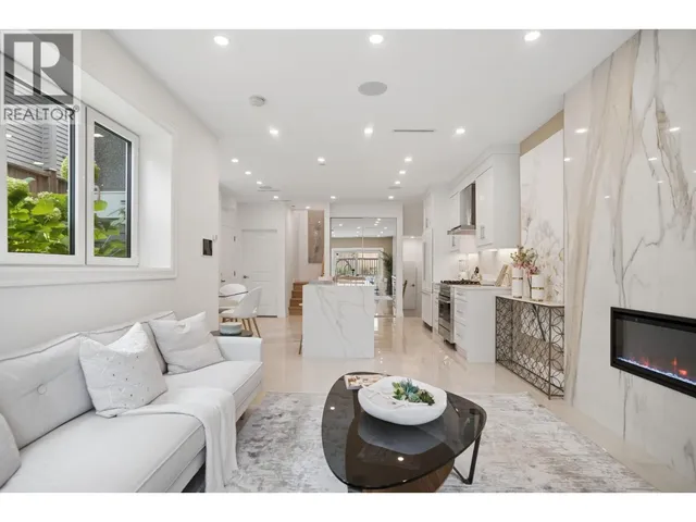 2523 8TH AVENUE, Vancouver 5