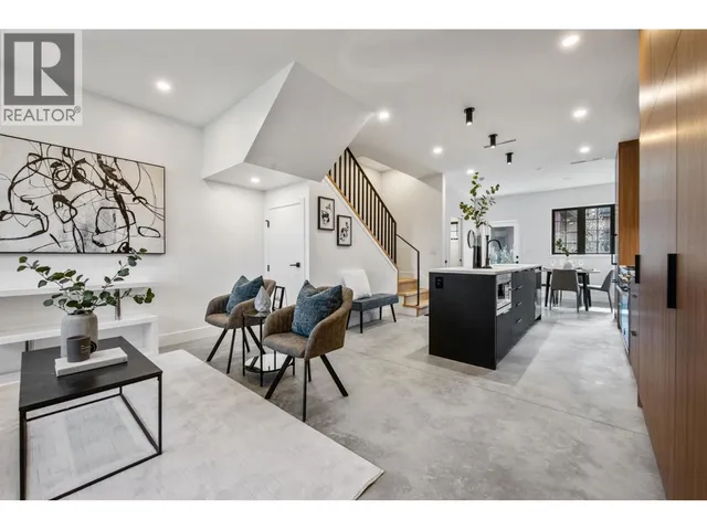 2 - 1166 26TH AVENUE, Vancouver 5