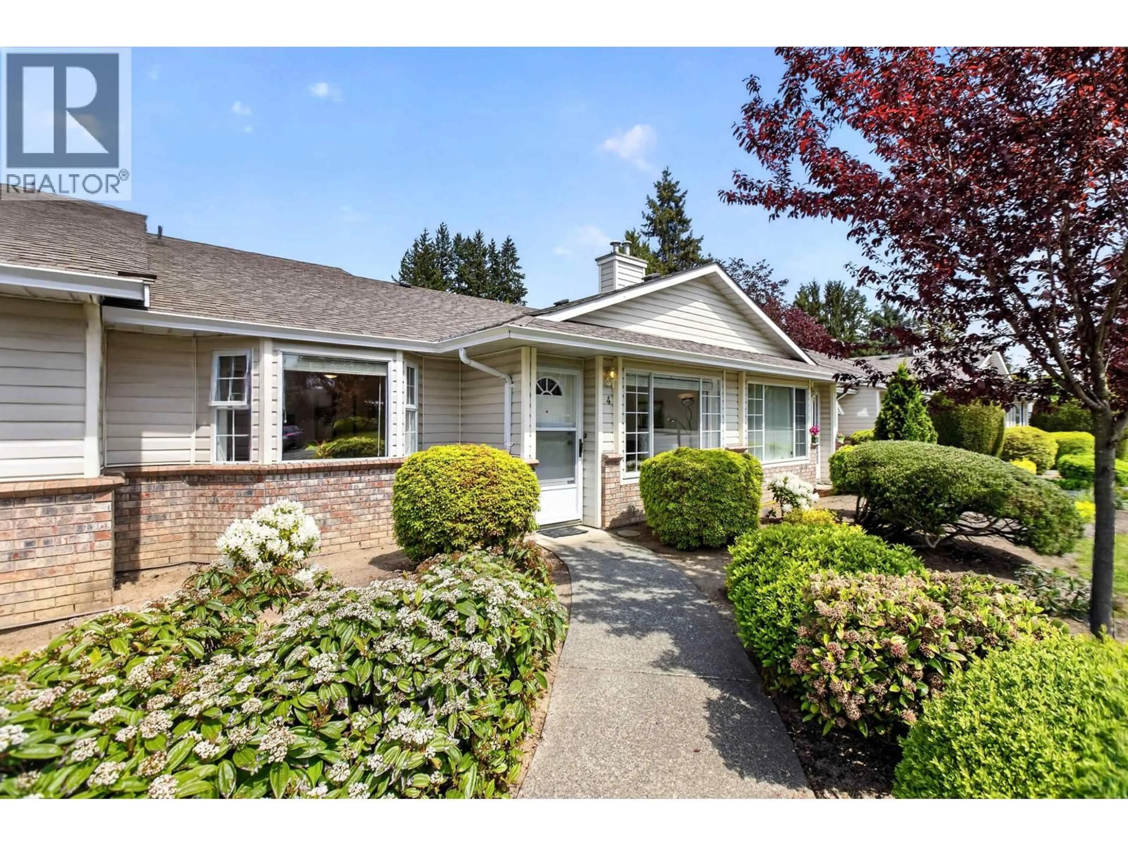 Home with vinyl exterior material, street for 4 - 19249 HAMMOND ROAD, Pitt Meadows British Columbia V3Y2B7