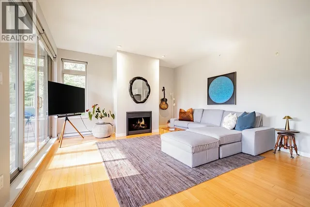 201 - 40147 GOVERNMENT ROAD, Squamish 2