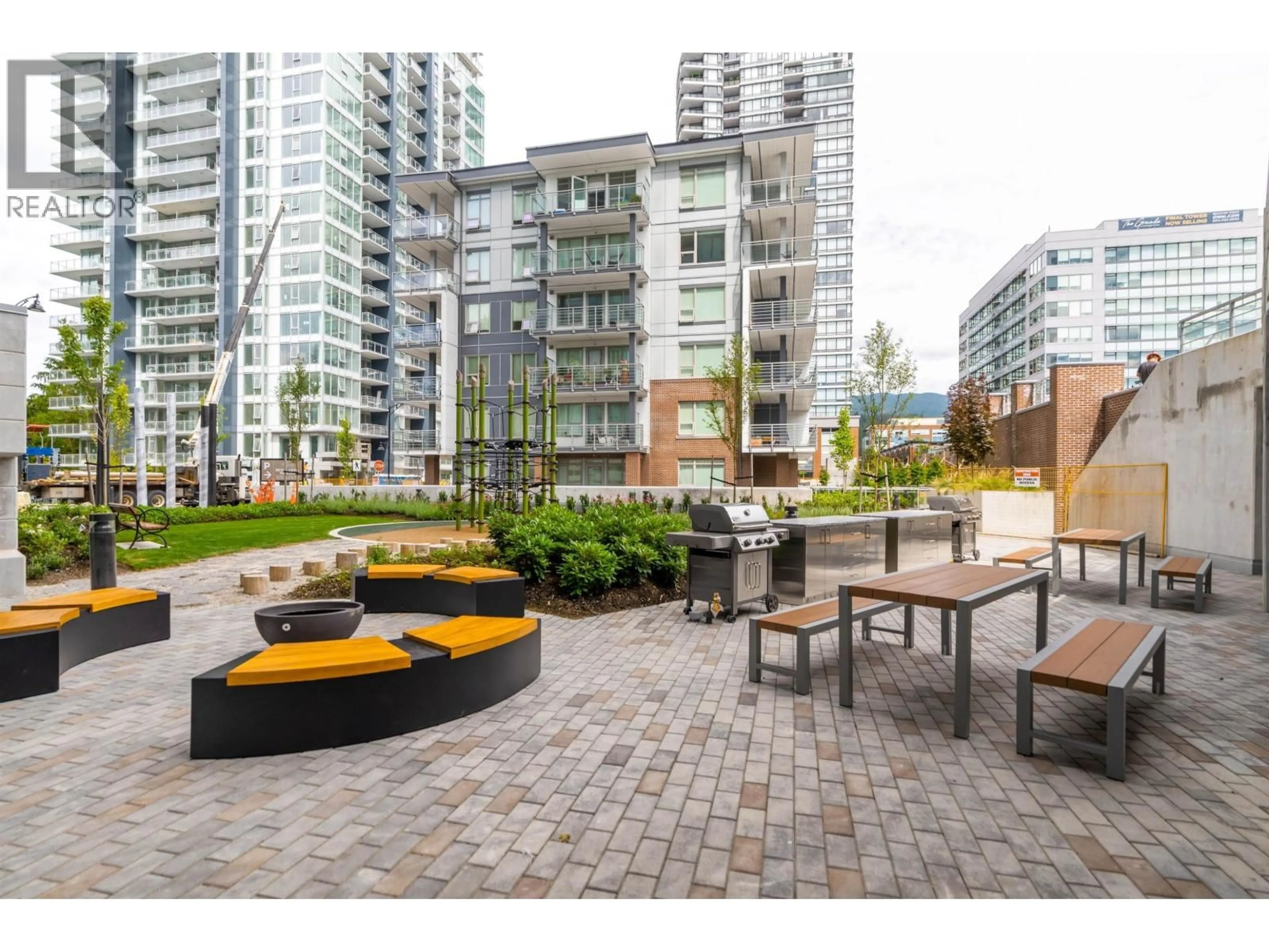 Patio, street for 804 - 308 MORRISSEY ROAD, Port Moody British Columbia V3H0M2