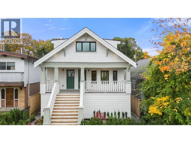 2528 MCGILL STREET, Vancouver 3